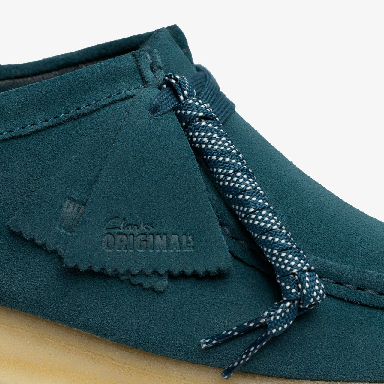 Men Wallabee Mid Blue Suede