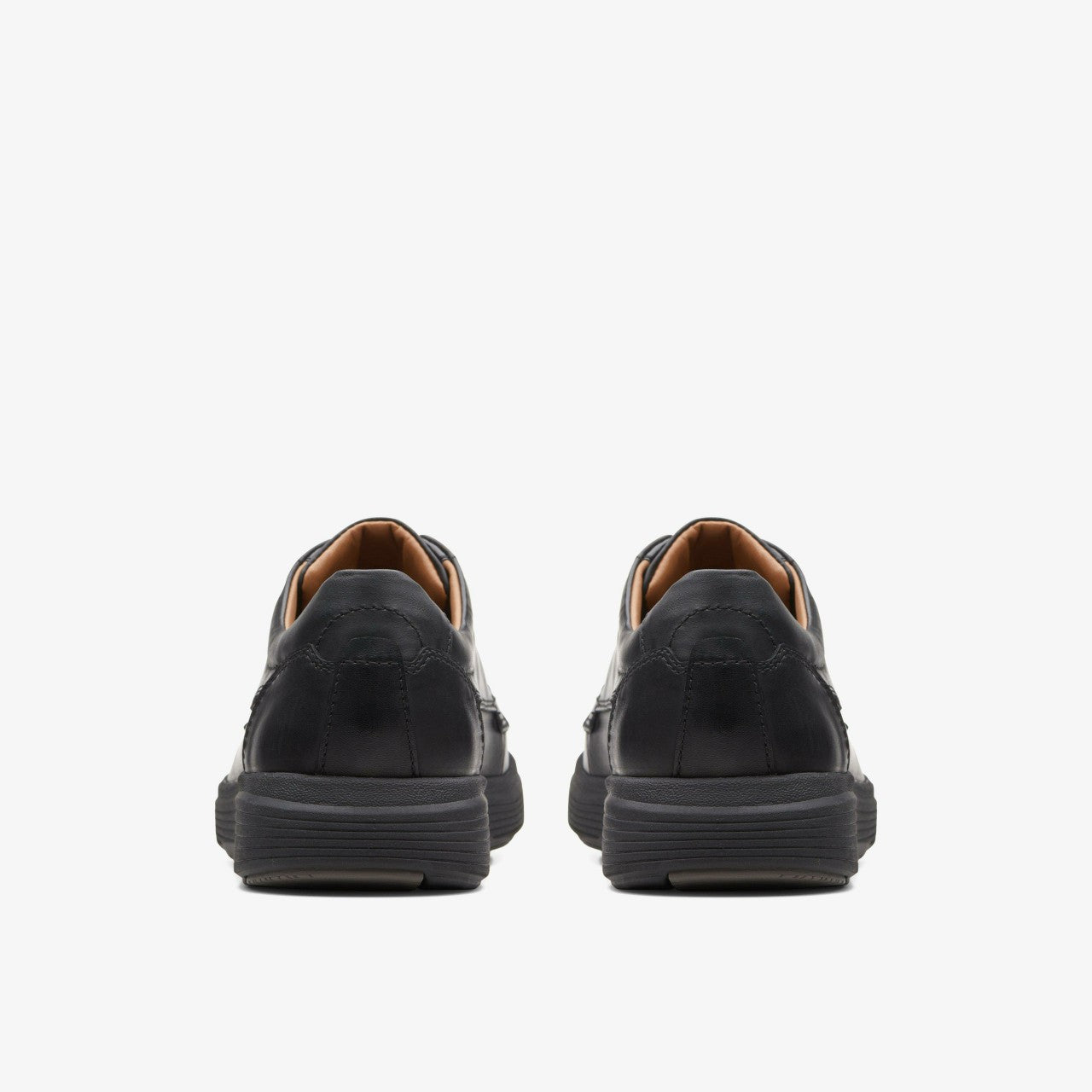 Men Un Abode Ease Black Leather