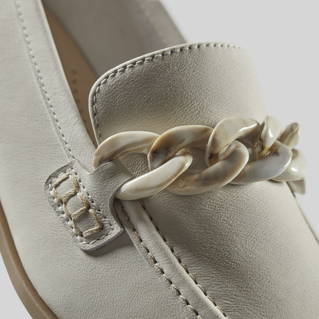 Women Sarafyna Iris Loafer White Leather
