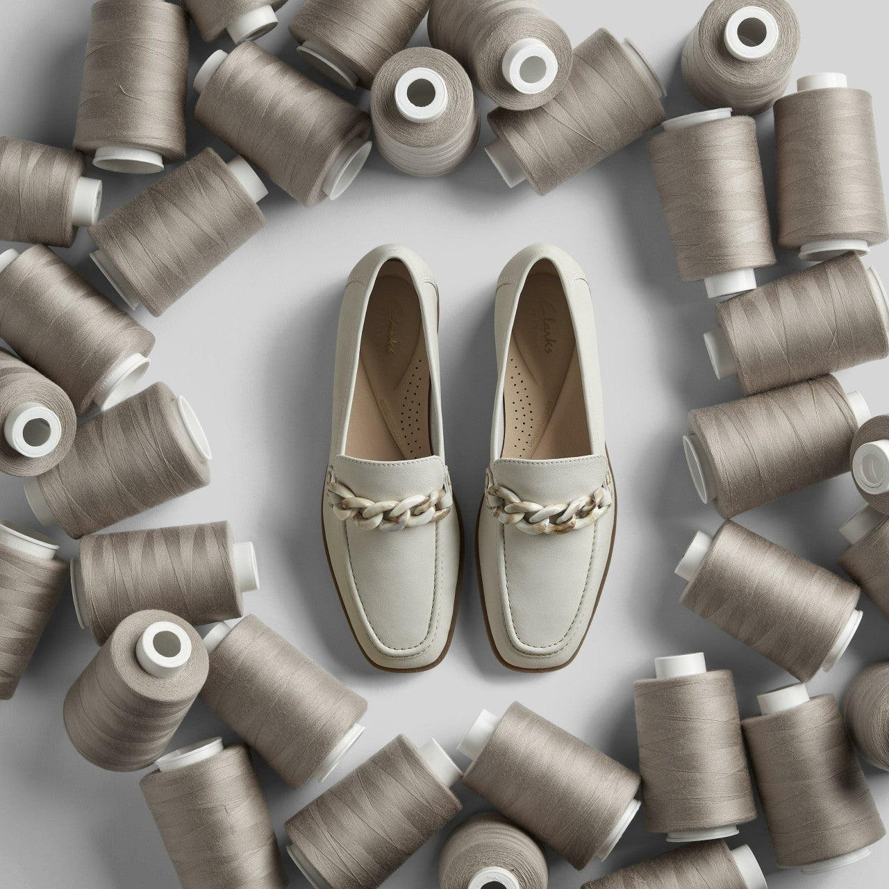 Women Sarafyna Iris Loafer White Leather