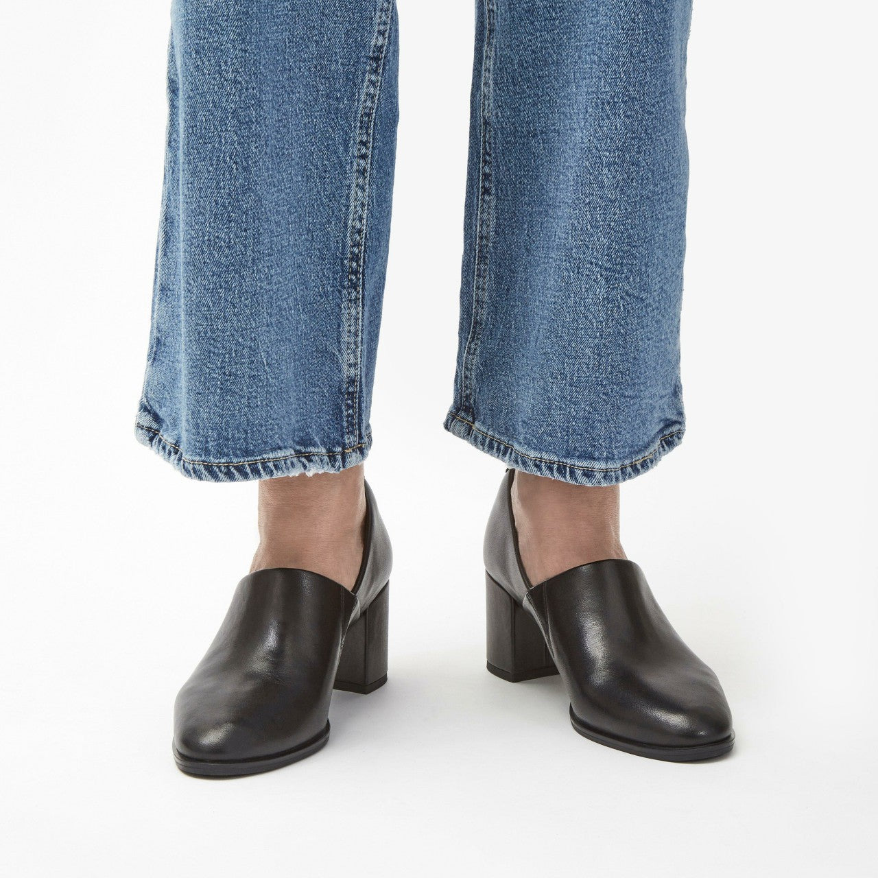 Women Freva 55 Lily Black Leather