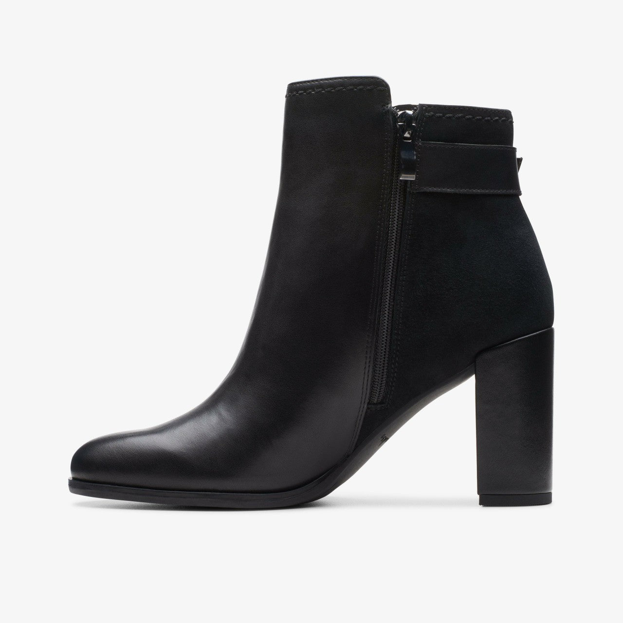 Women Freva 85 Buckle Black Leather