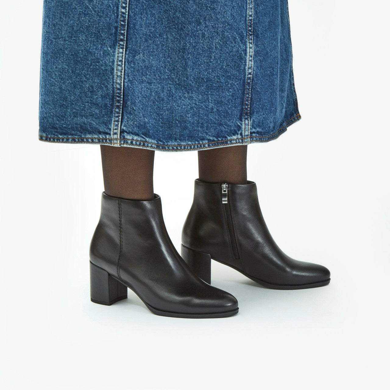 Women Freva 55 Zip Ankle Boot Black Leather