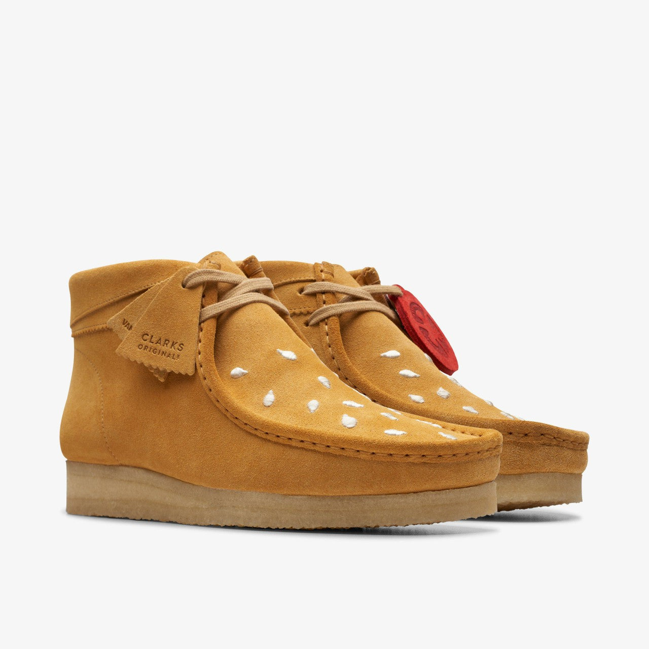 Men Wallabee Boot Tan Embroidery