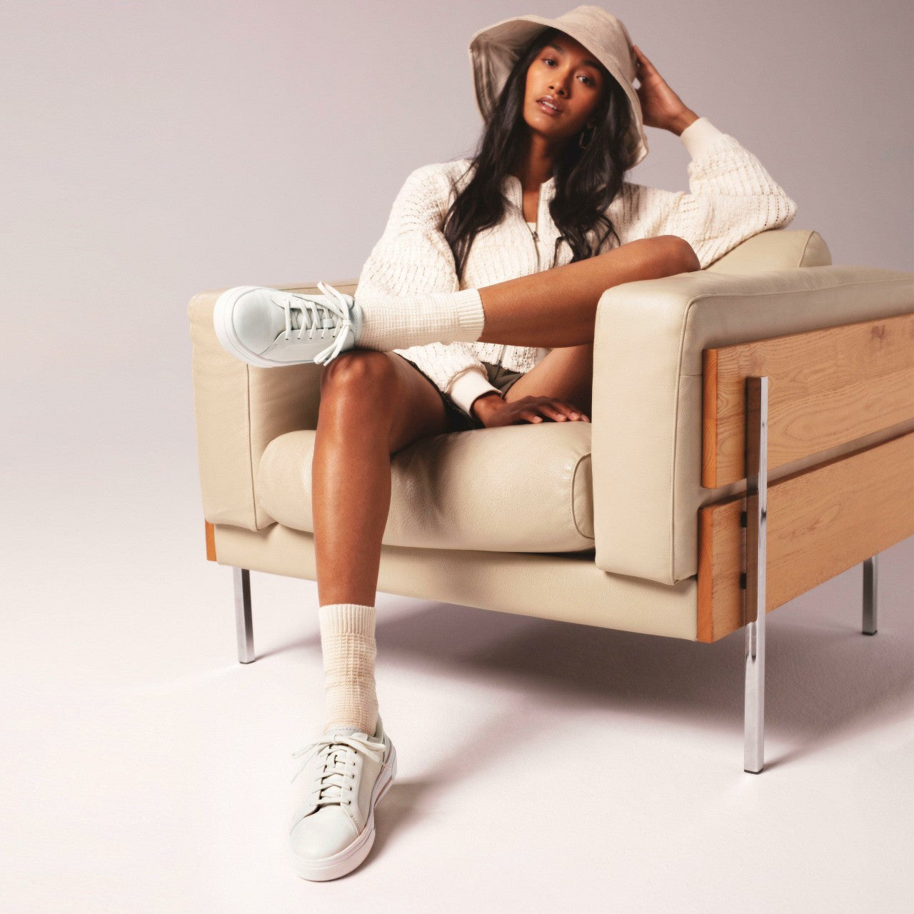 Women Hollyhock Walk Off White Leather