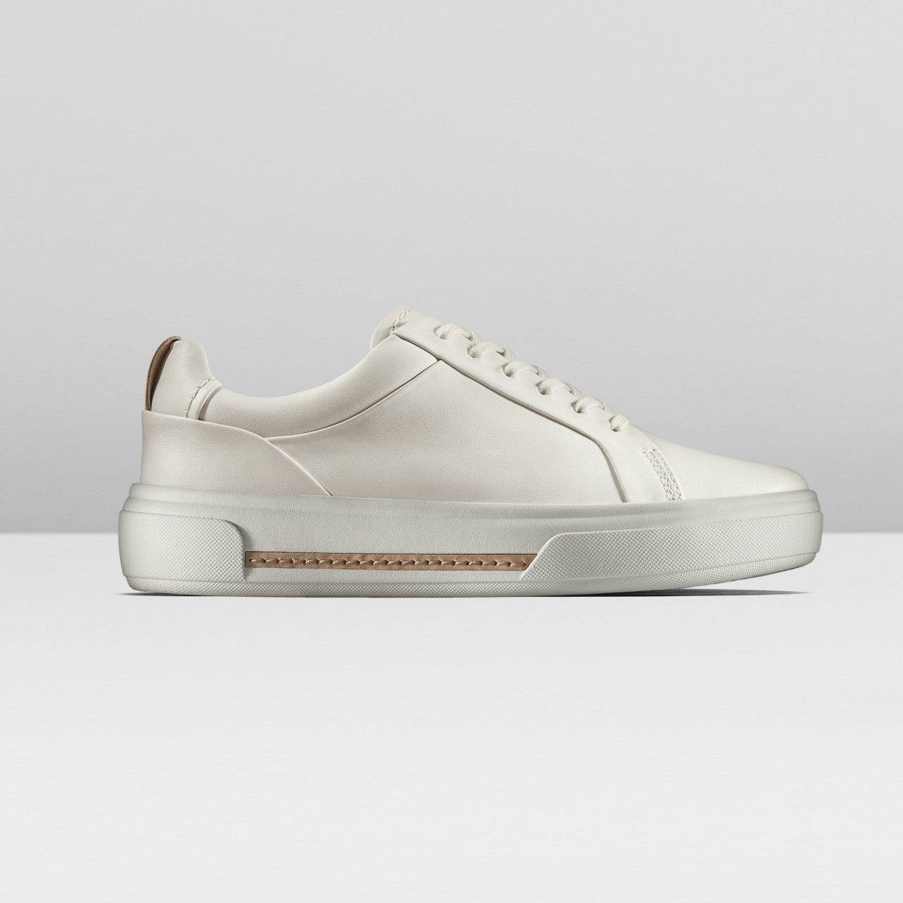 Women Hollyhock Walk Off White Leather