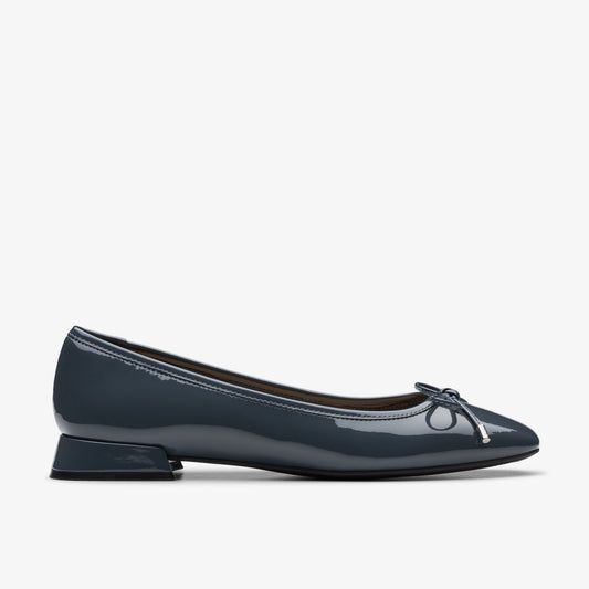 Women Ubree 15 Step Navy Patent