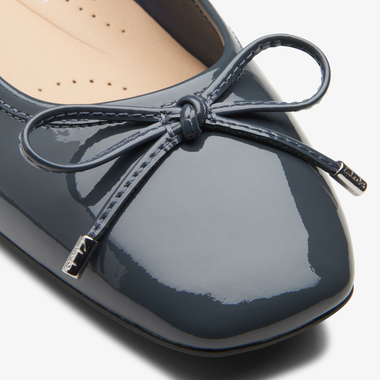 Women Ubree 15 Step Navy Patent