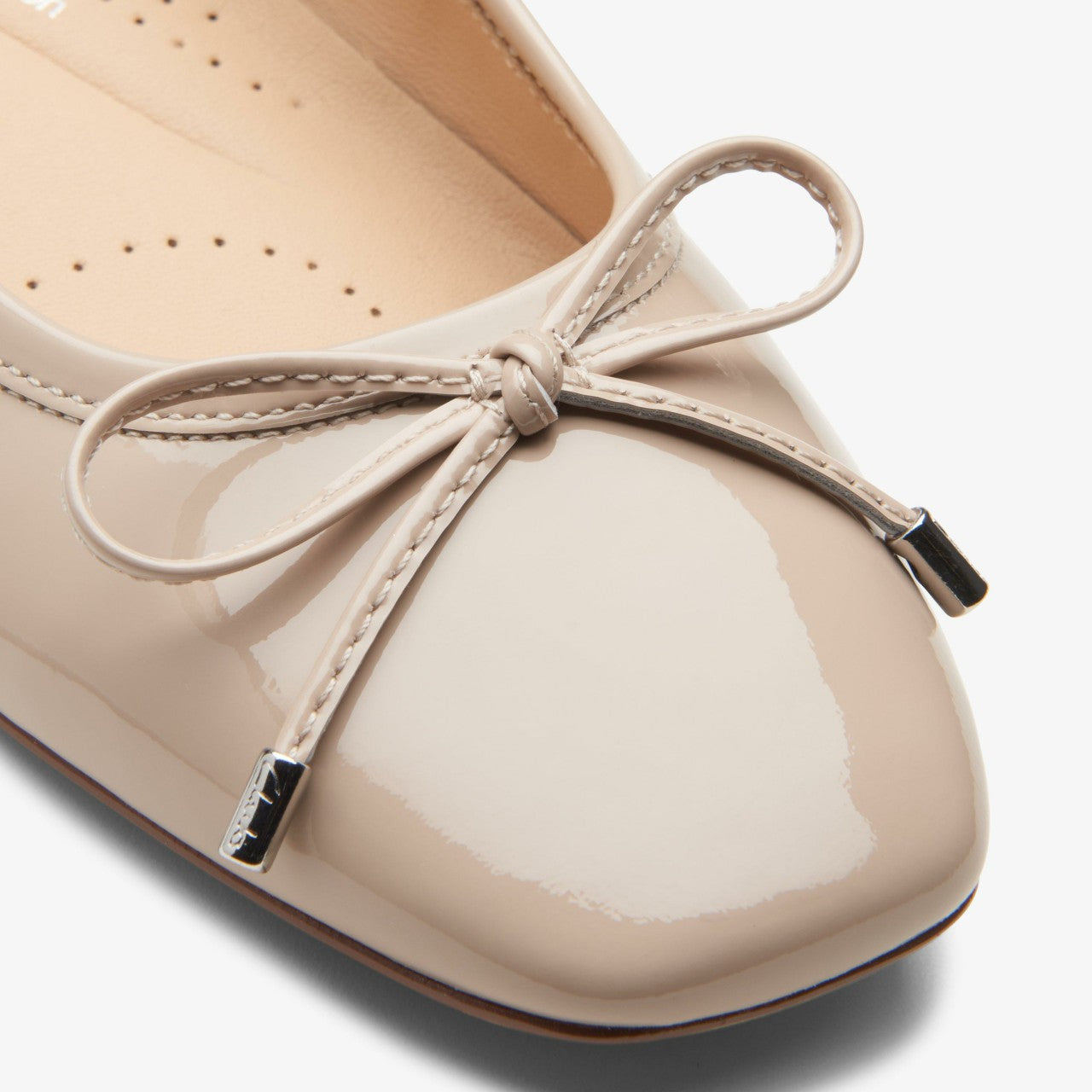 Women Ubree 15 Step Sand Patent
