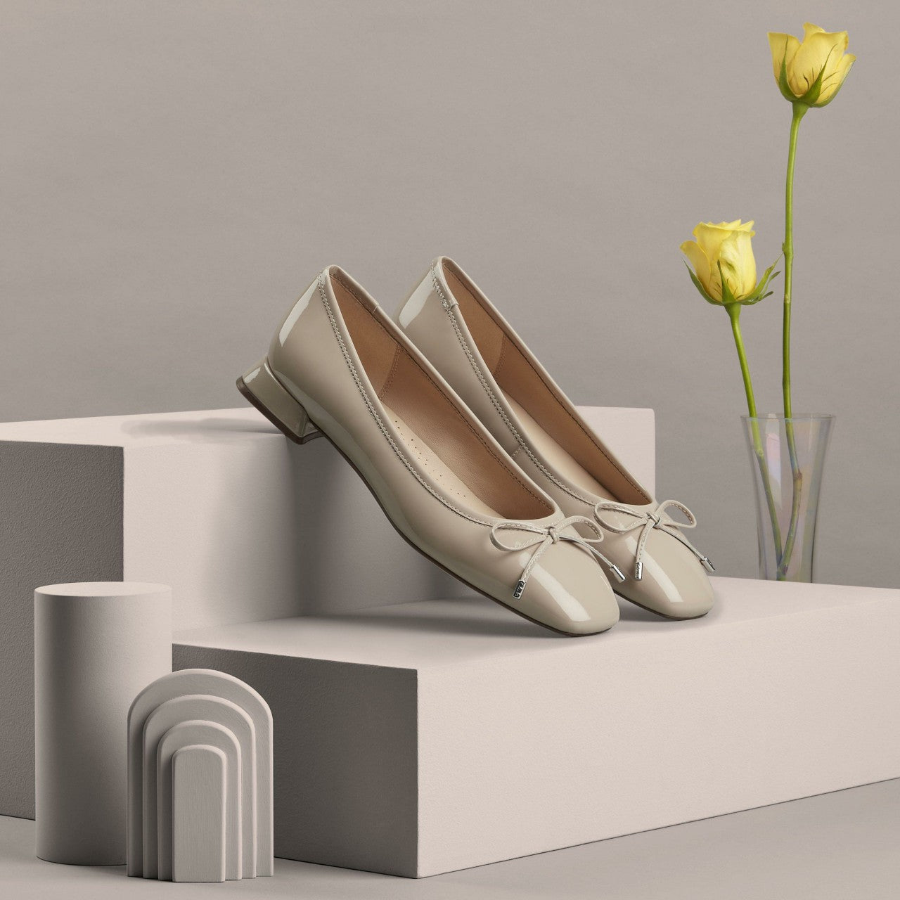 Women Ubree 15 Step Sand Patent
