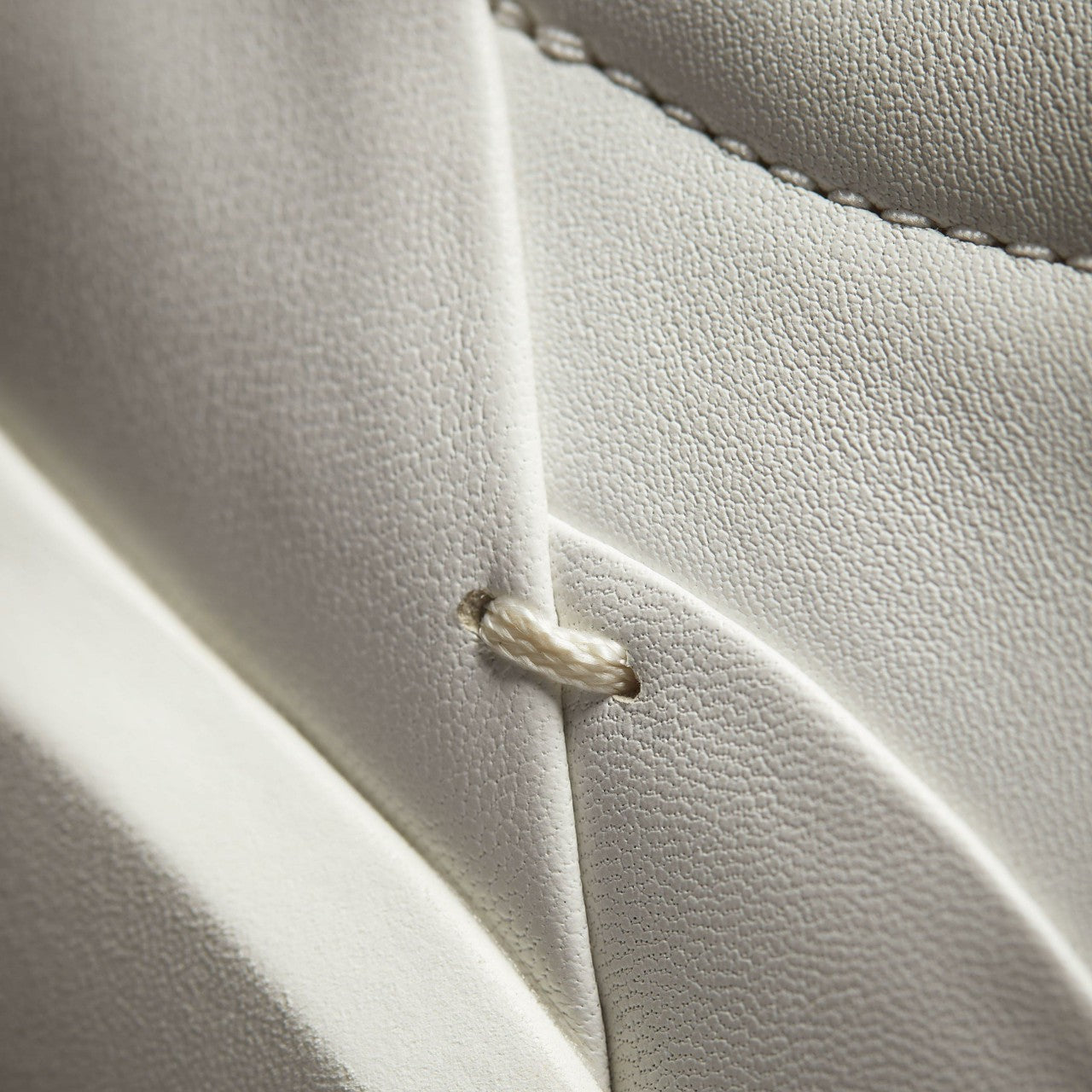 Women Tivoli Zip Off White Leather