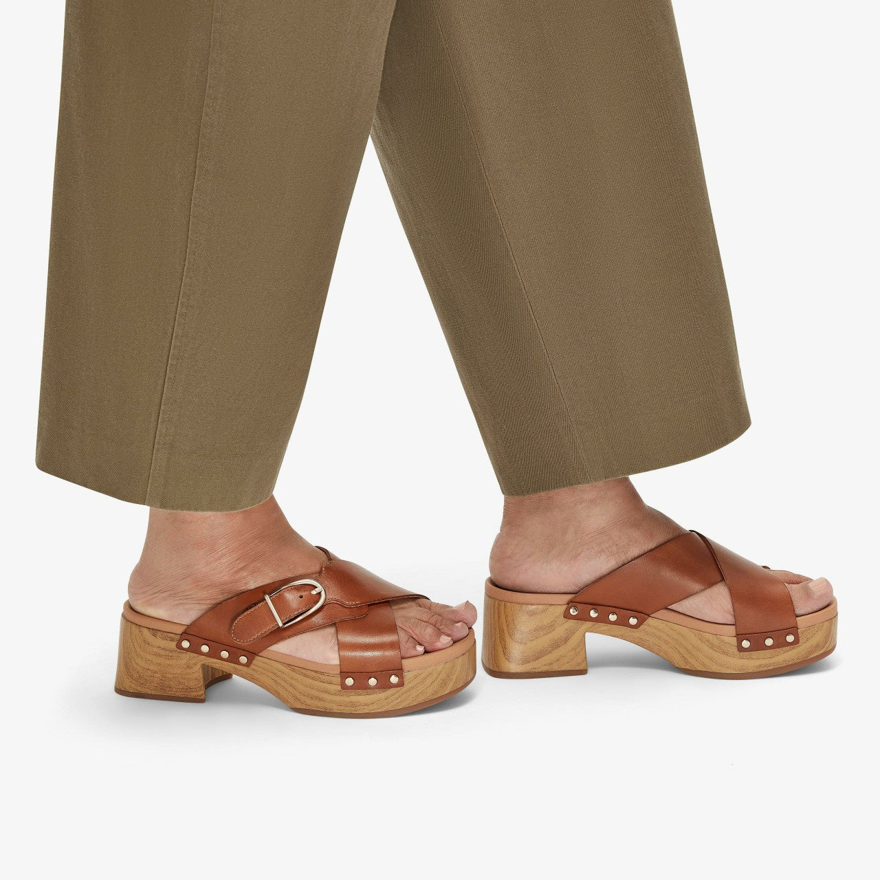 Women Sivanne Walk Tan Leather