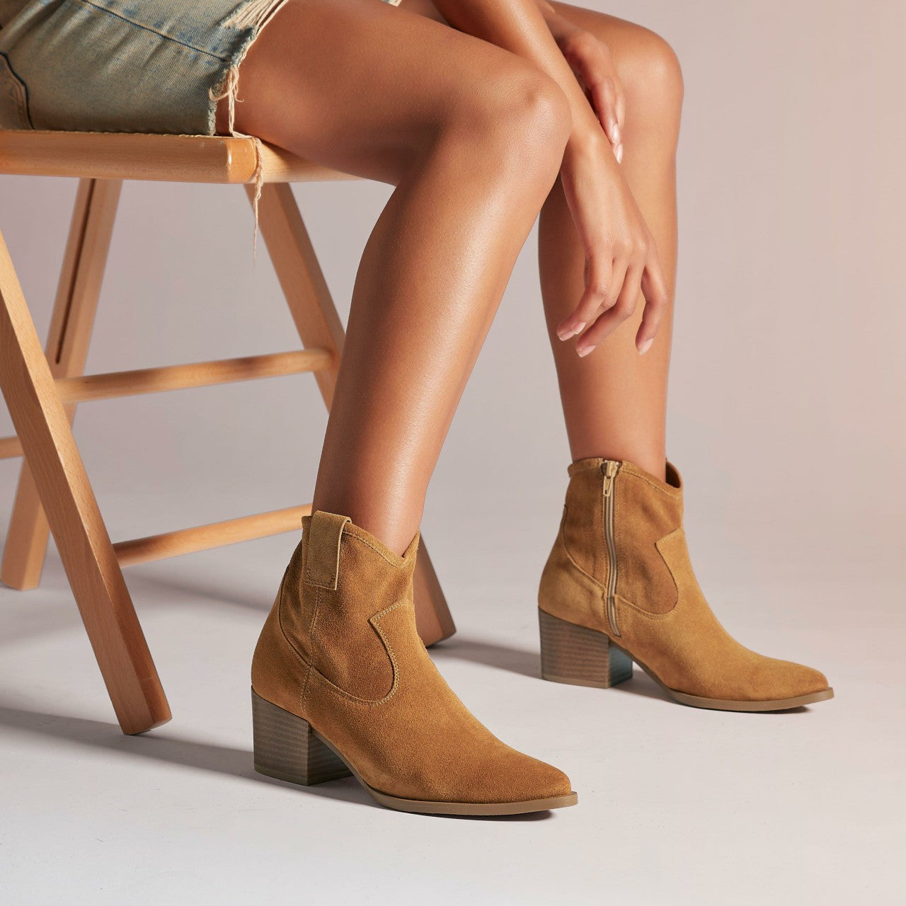 Women Elder Rae Tan Suede