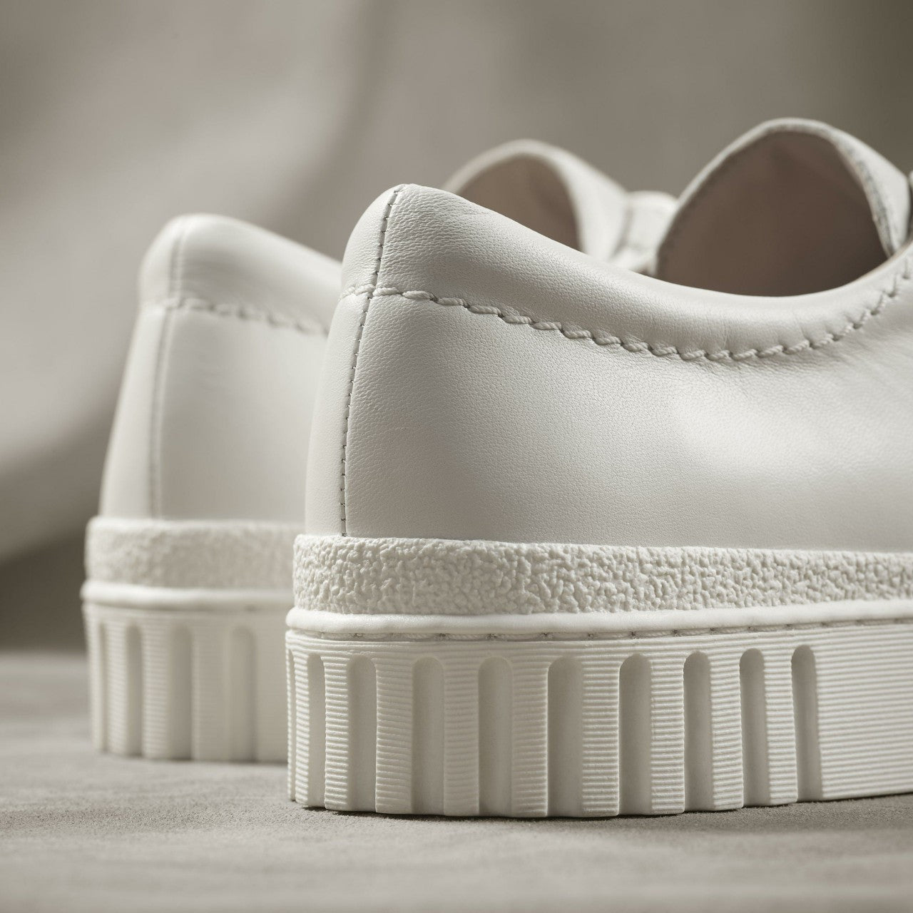 Women Mayhill Walk Off White Leather