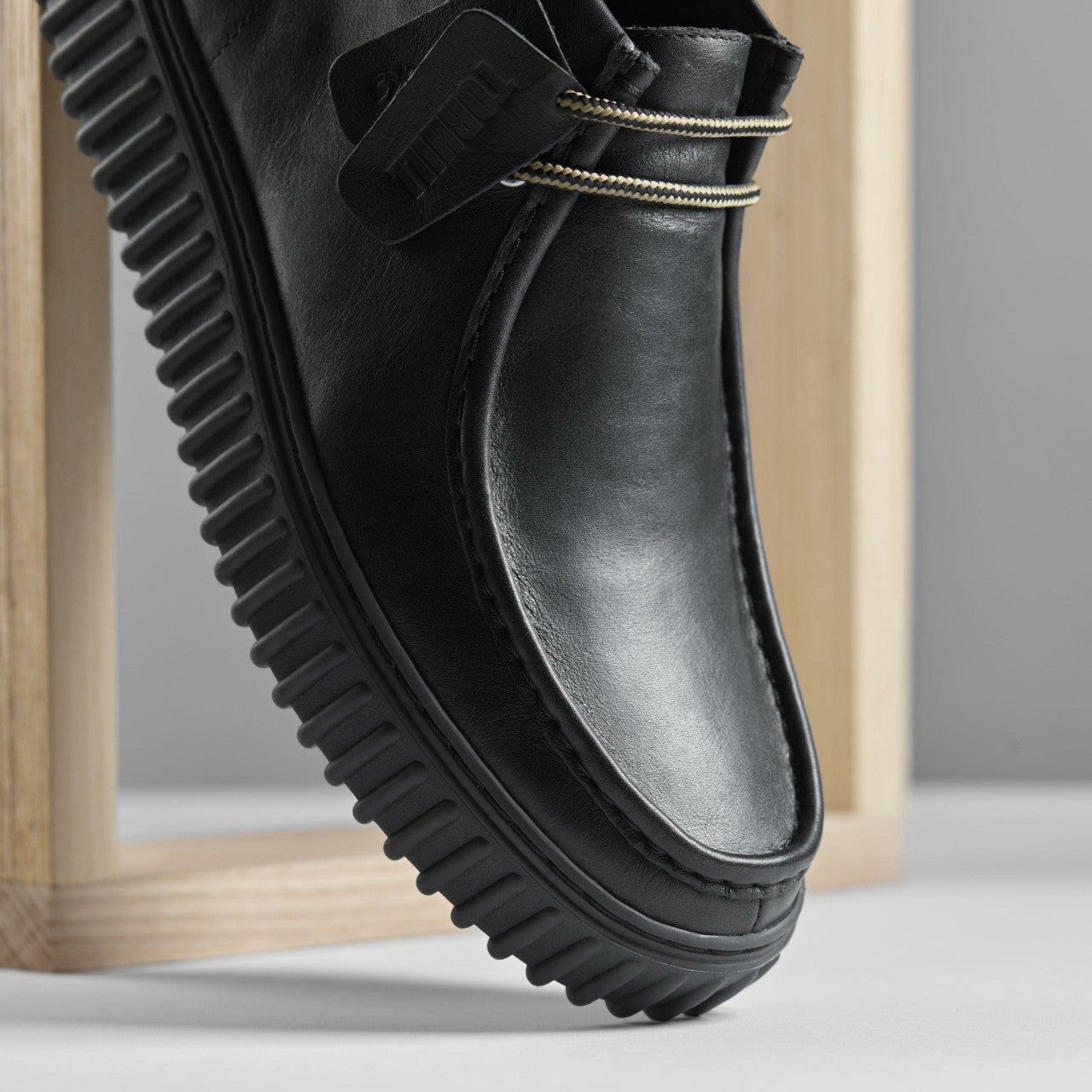 Men Torhill Hi Black Leather