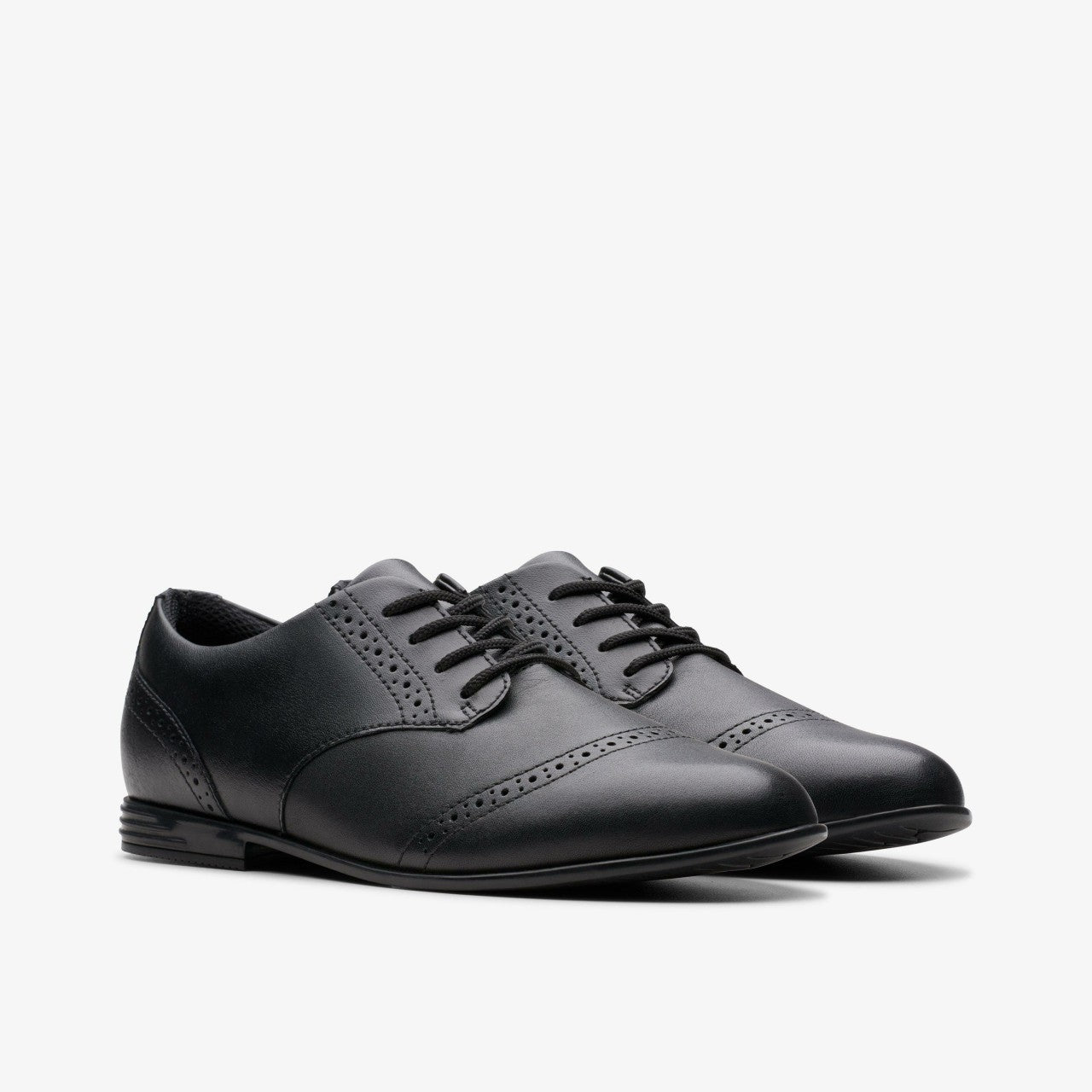 Kids Finja Brogue Youth Black Leather