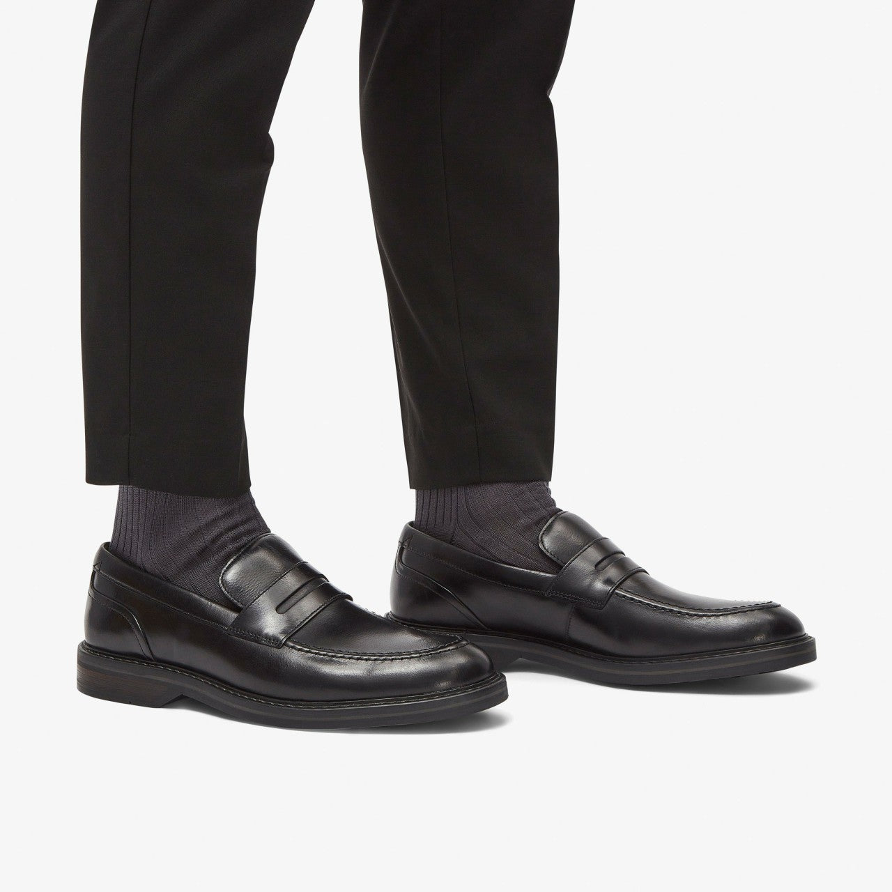 Men Aldwin Step Loafer Black Leather