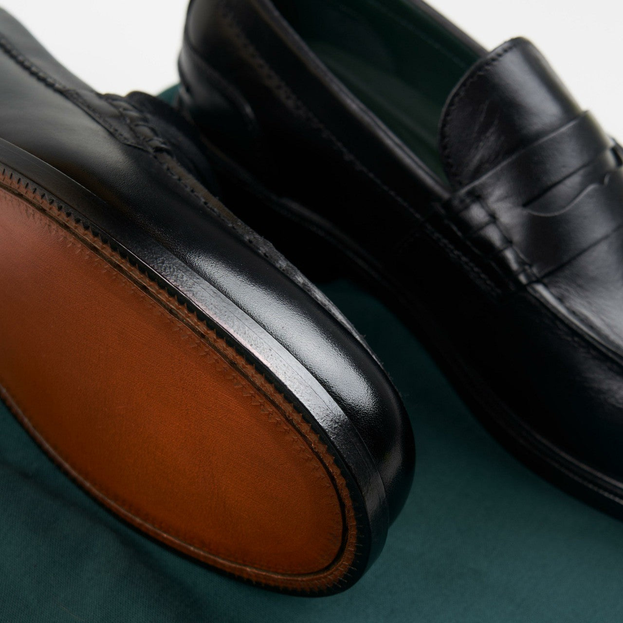 Men Craft James Lo Loafer Black Leather
