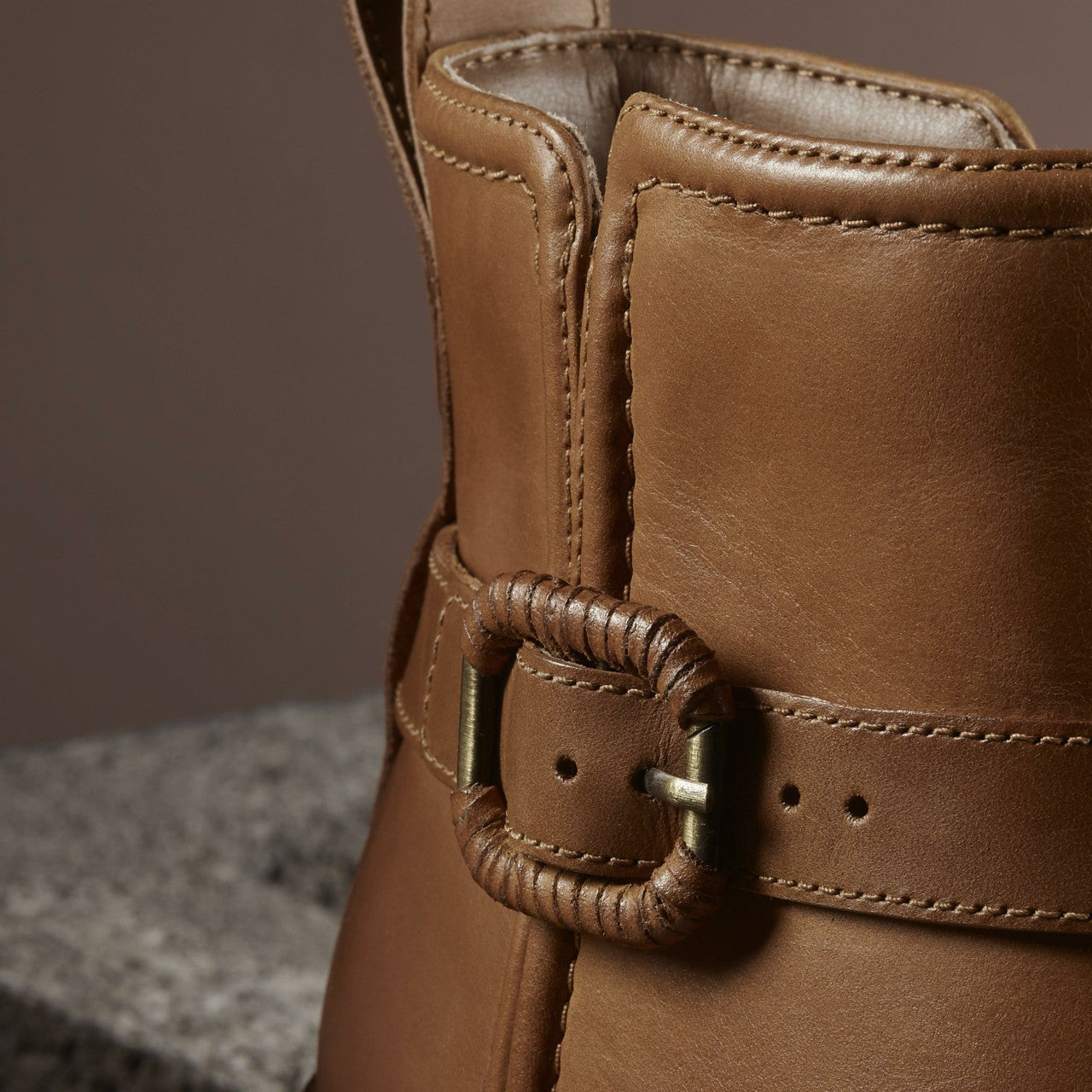 Women Chamberly Trim Mid Tan Leather