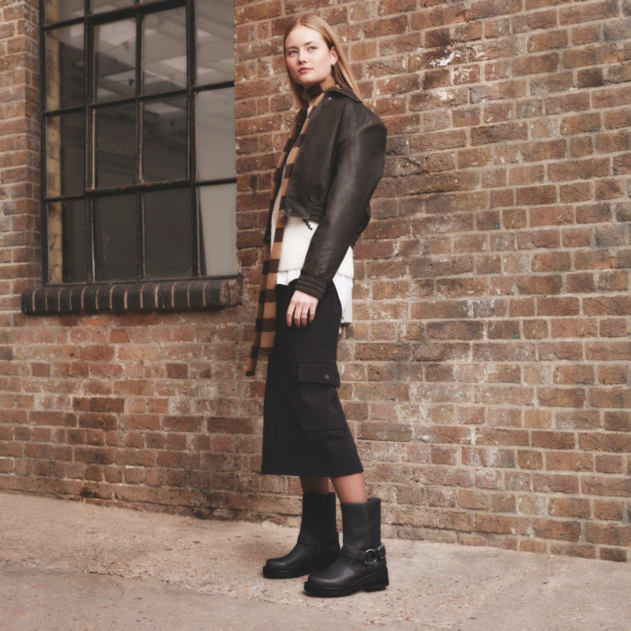 Women Rebelle Up Black Leather