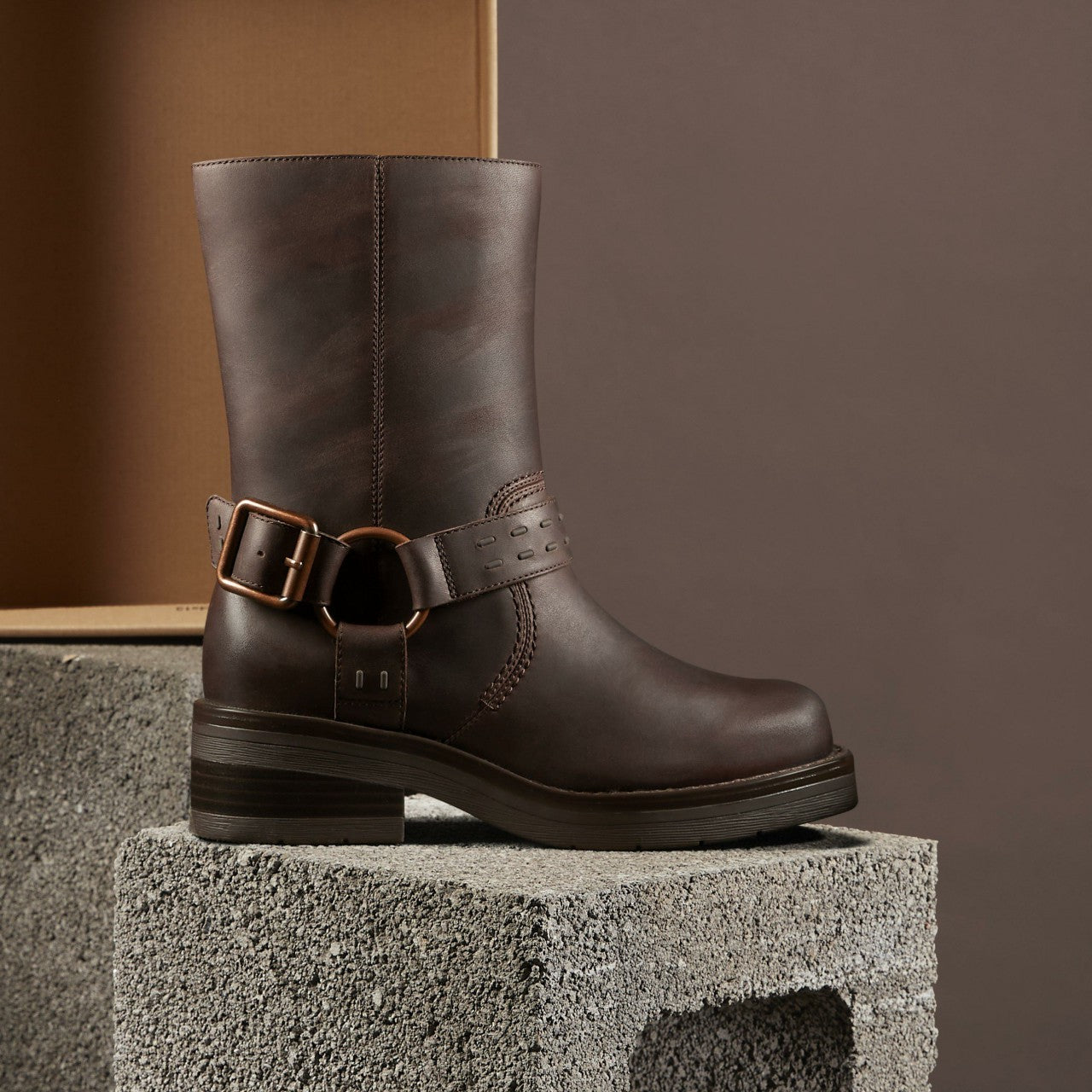 Women Rebelle Up Walnut Leather