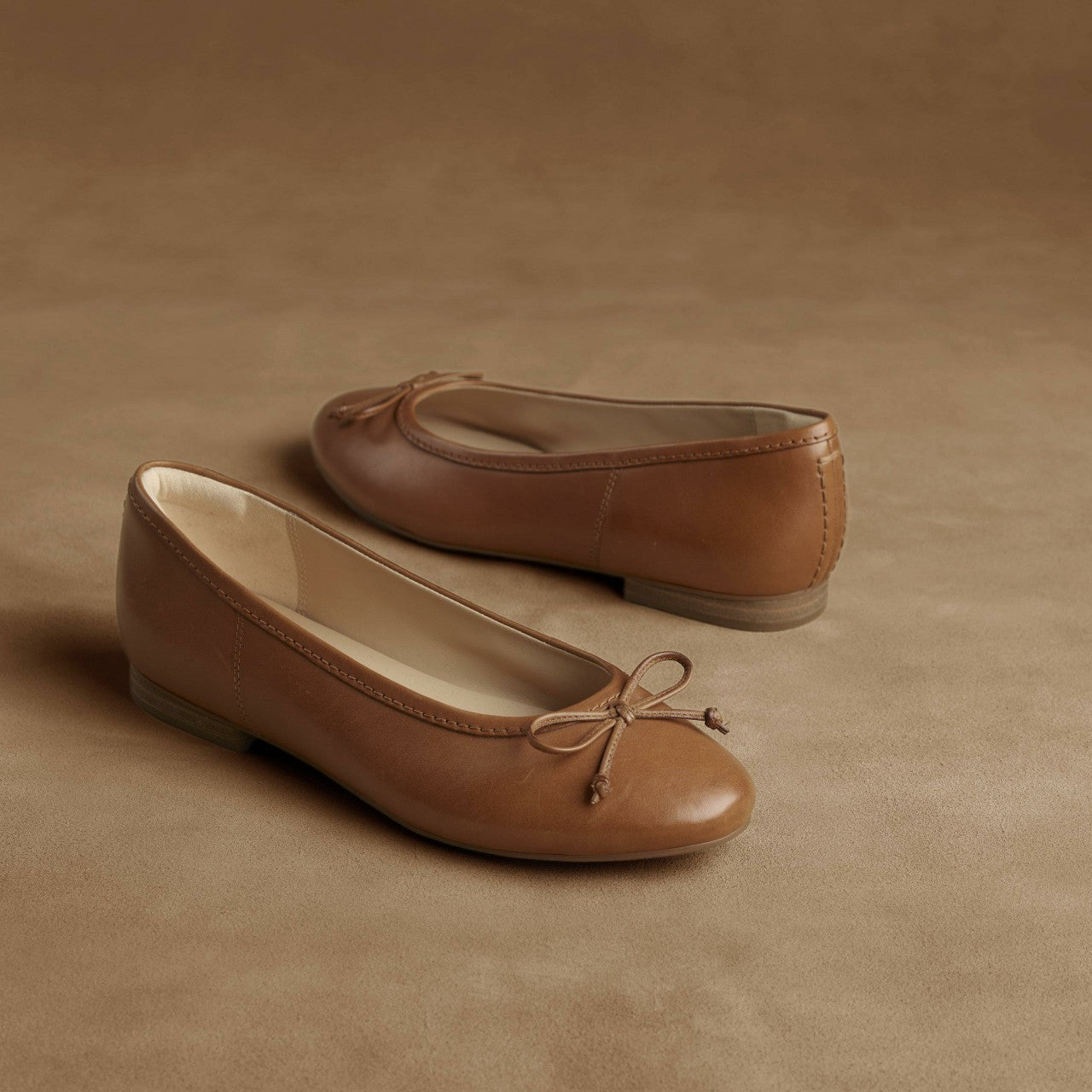 Women Fawna Lily Tan Leather