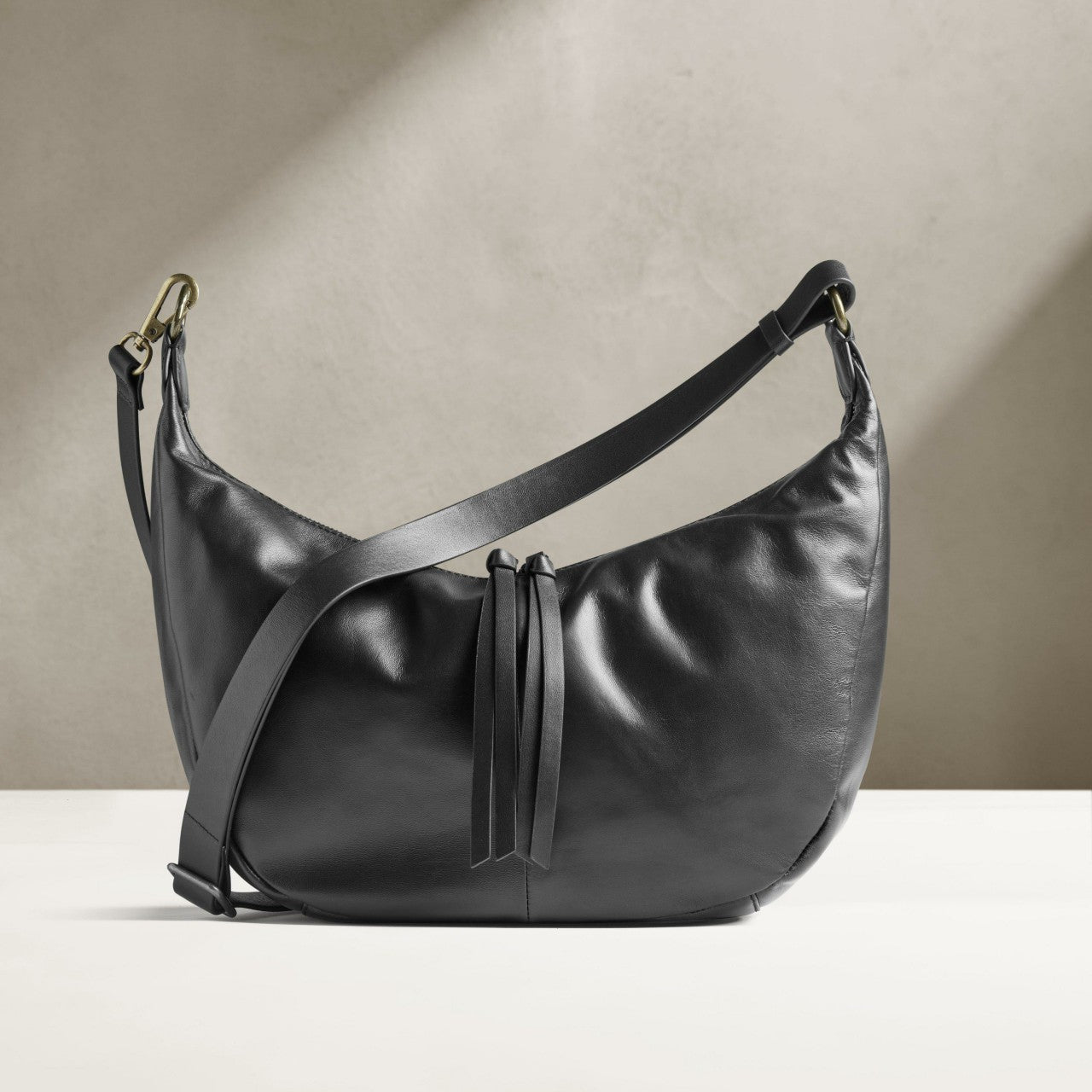 Women Willow Moon Black Leather