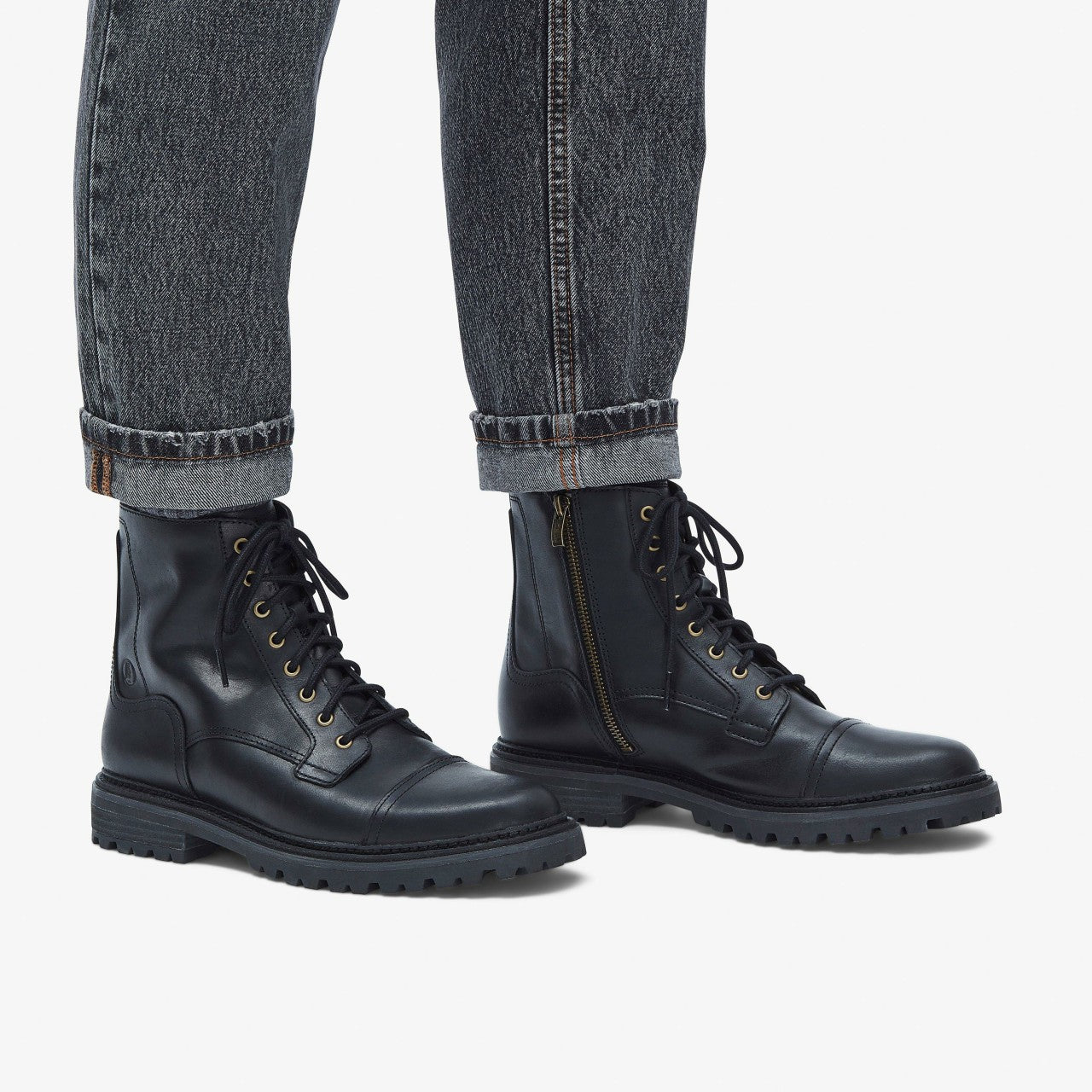 Men Clarkridge Hi Black Leather