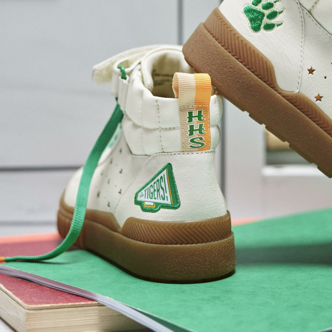 Kids Stranger Things Somerset Hi Older Off White