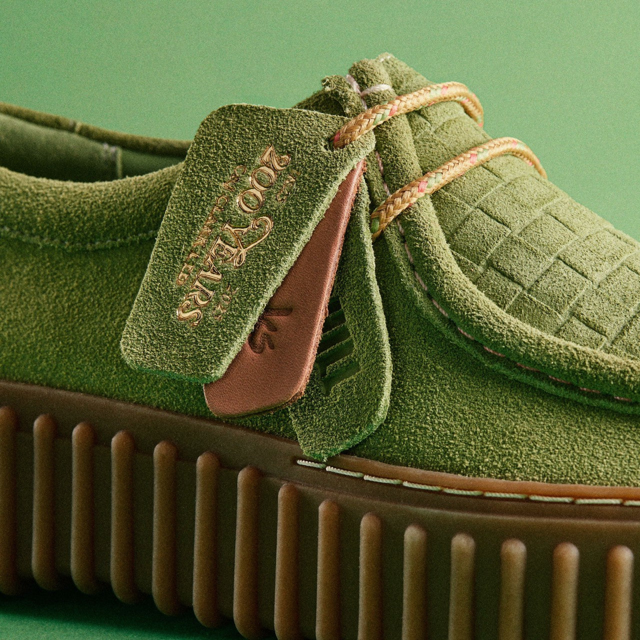 Women Torhill Bee Apple Suede