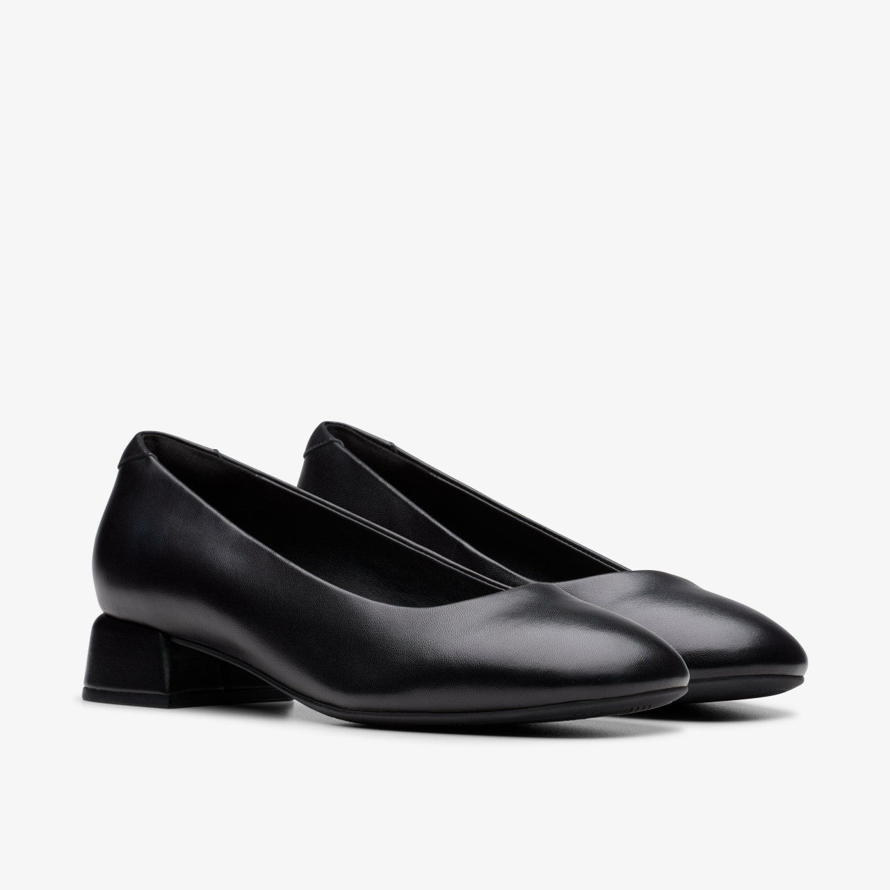 Women Daiss 30 Step Black Leather