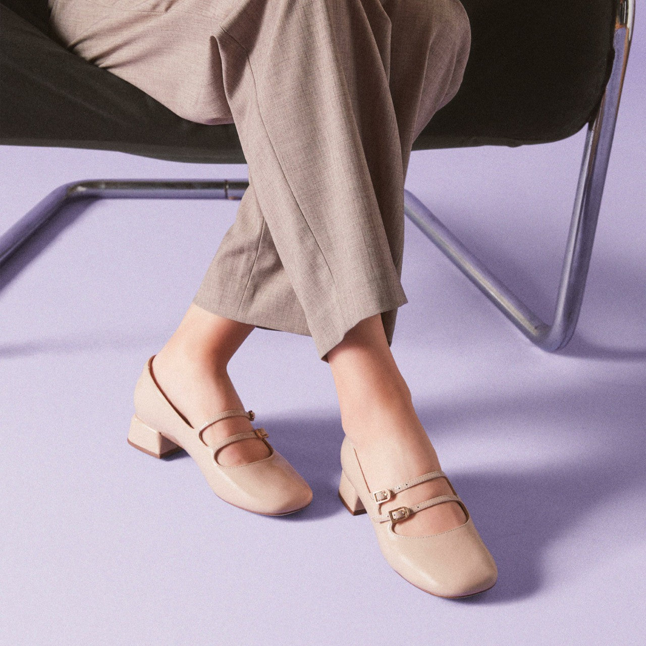 Women Daiss 30 Shine Sand Patent
