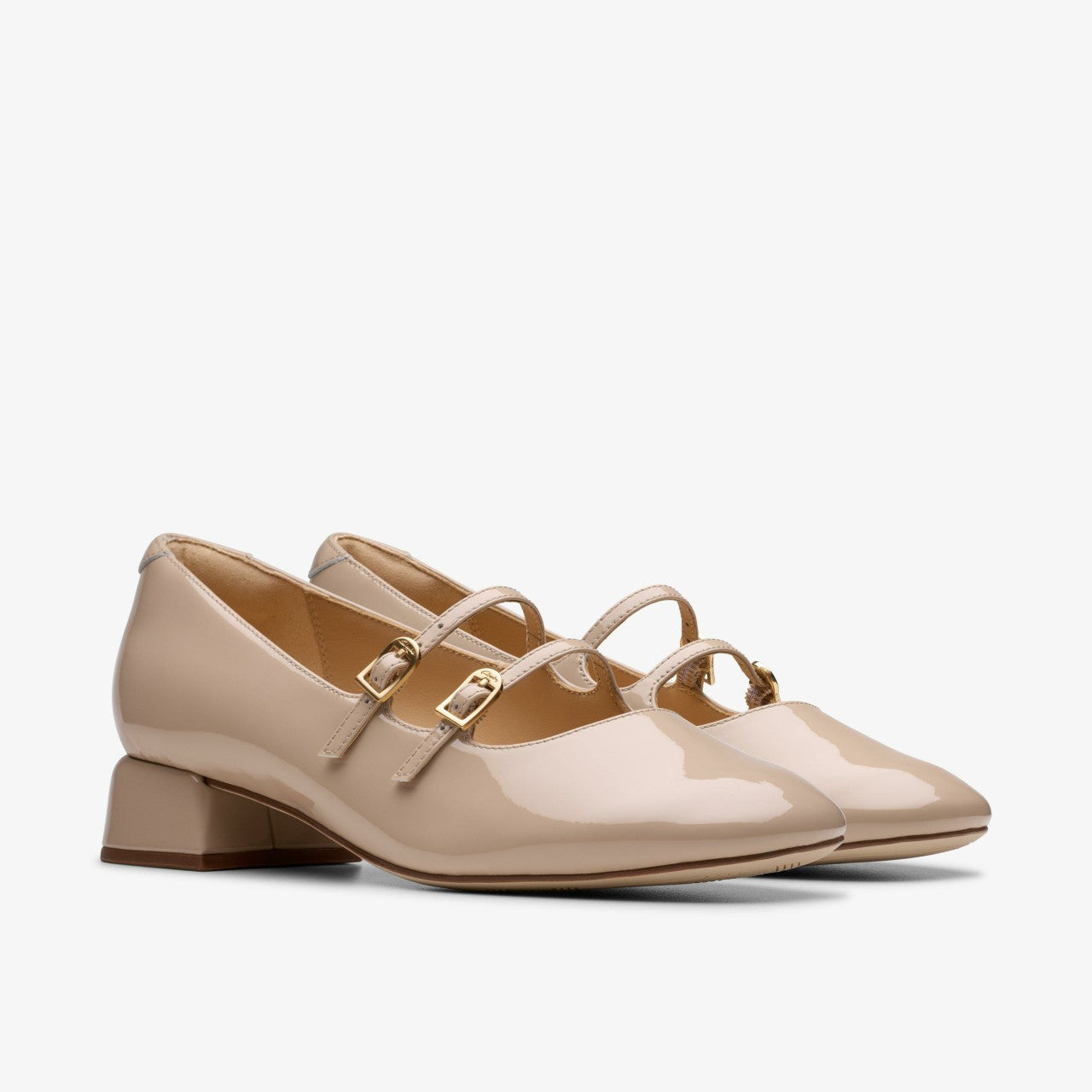 Women Daiss 30 Shine Sand Patent