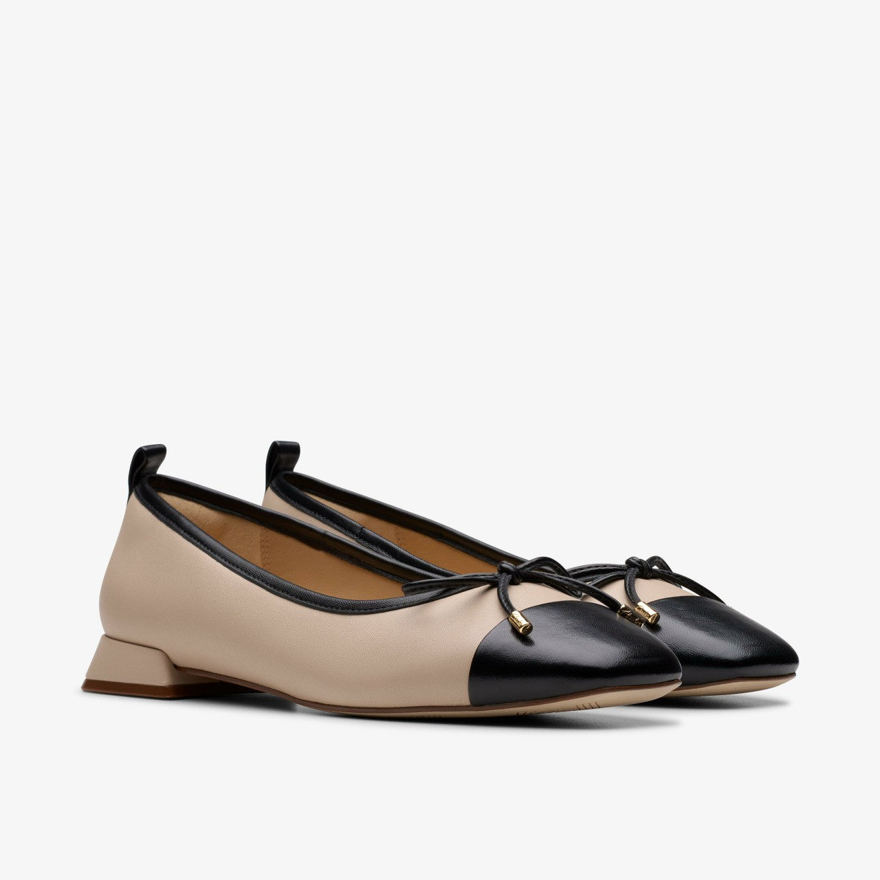 Women Ubree 15 Poppy Sand Combination