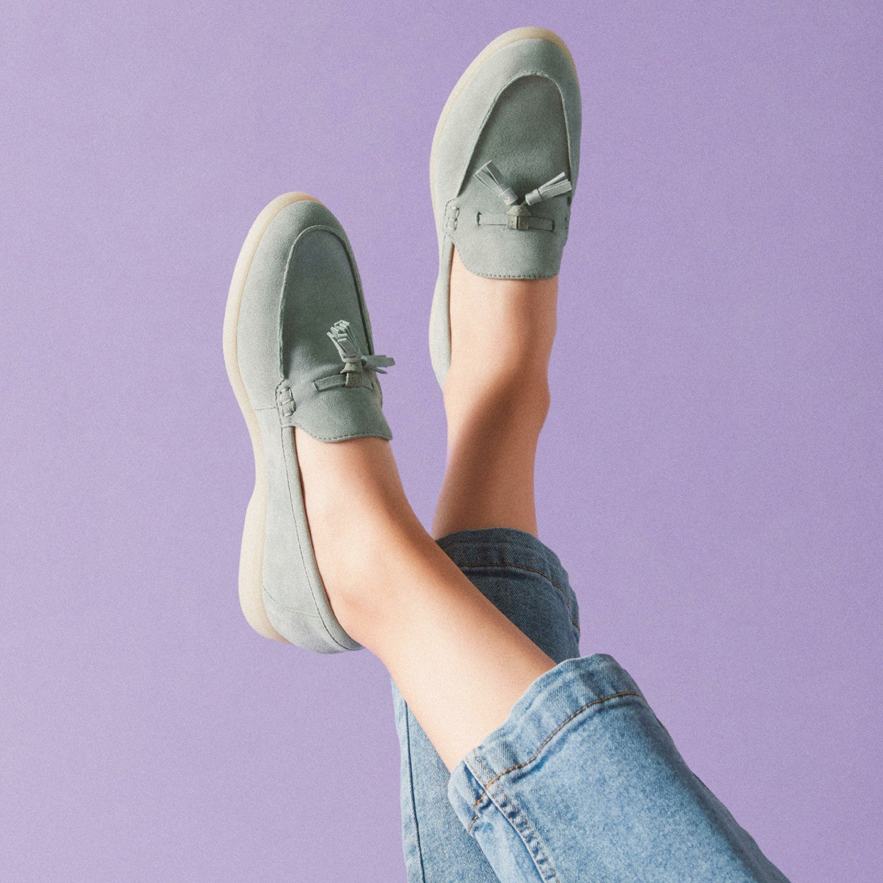Women Narini Edge Light Green Suede