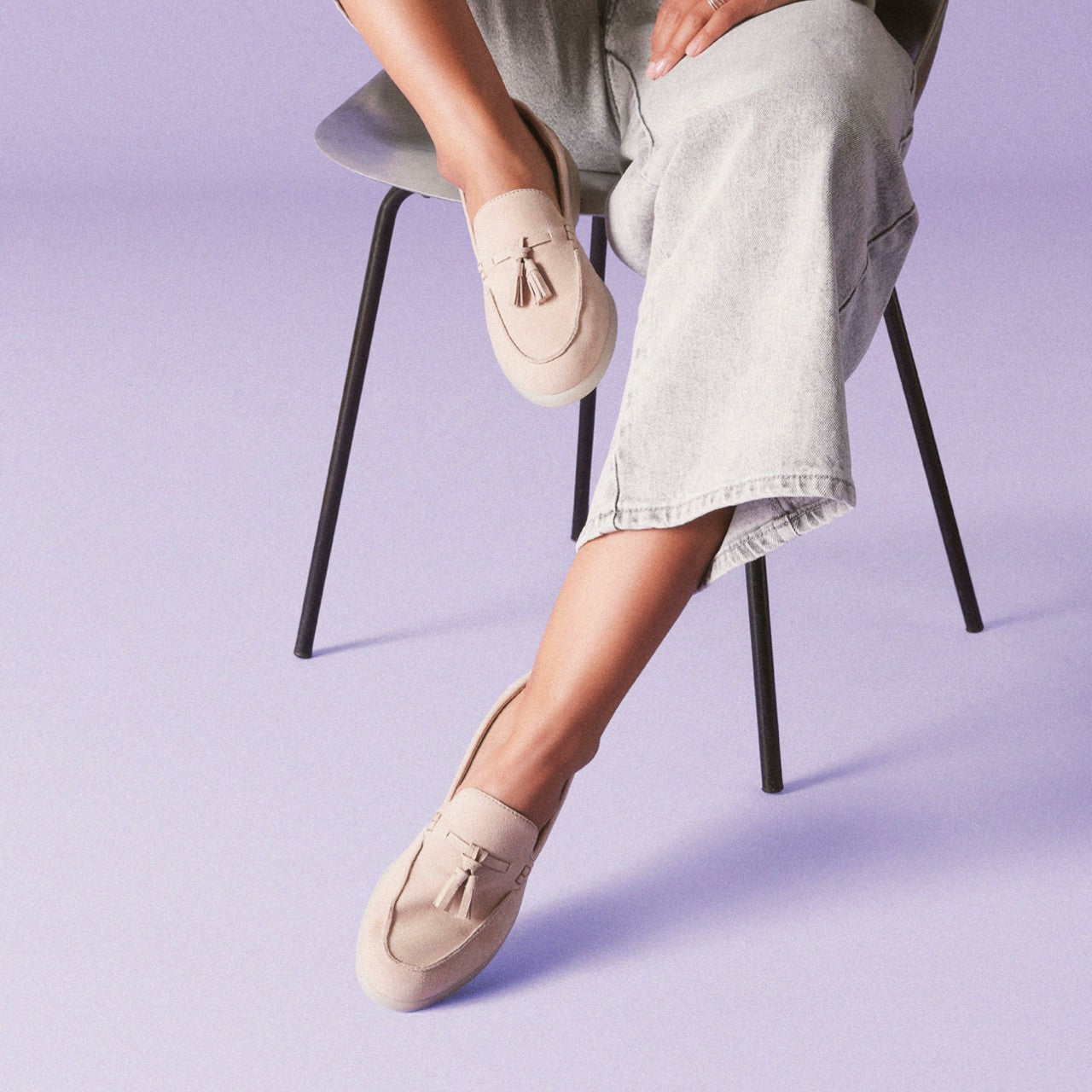 Women Narini Edge Sand Suede