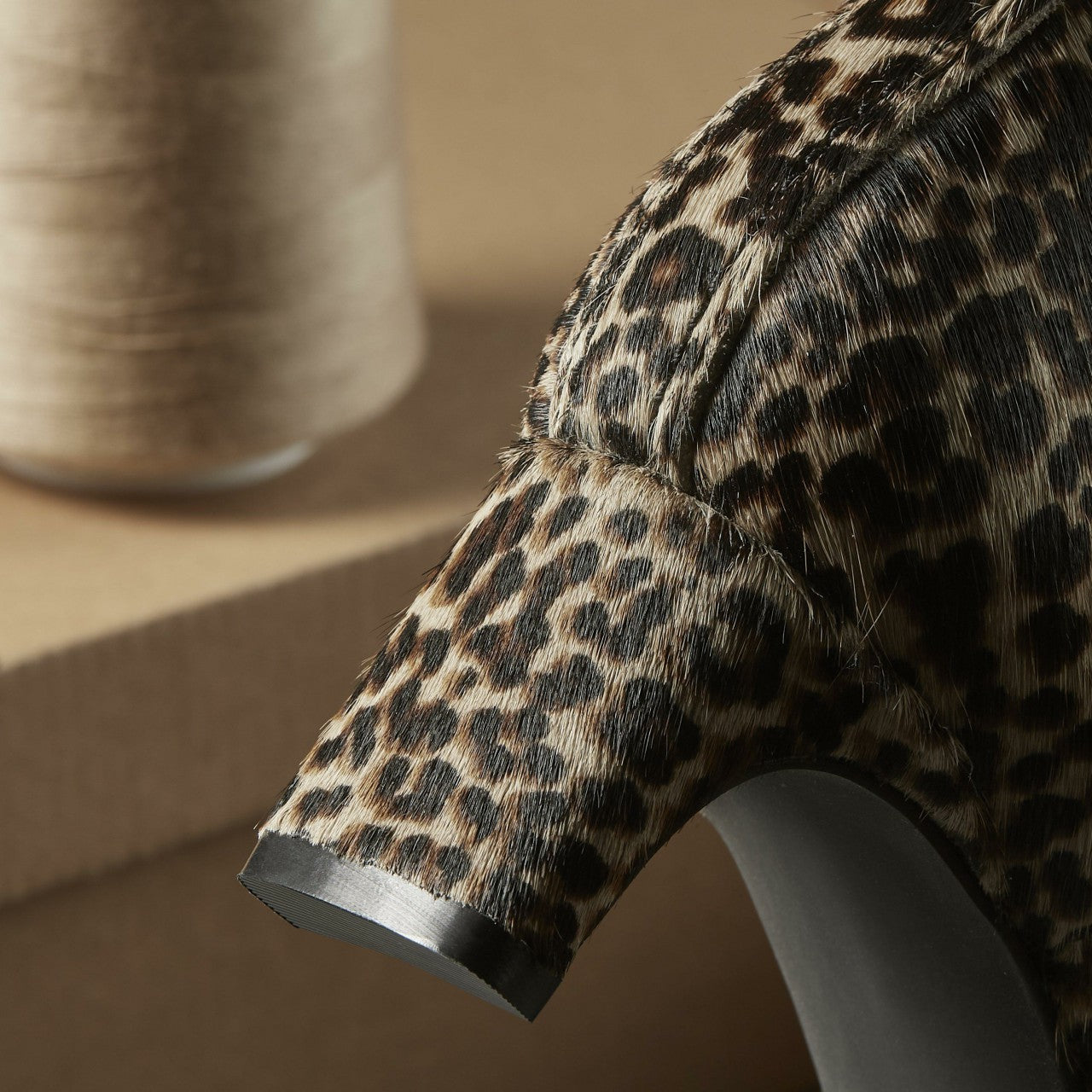 Women Edina Up Leopard Print