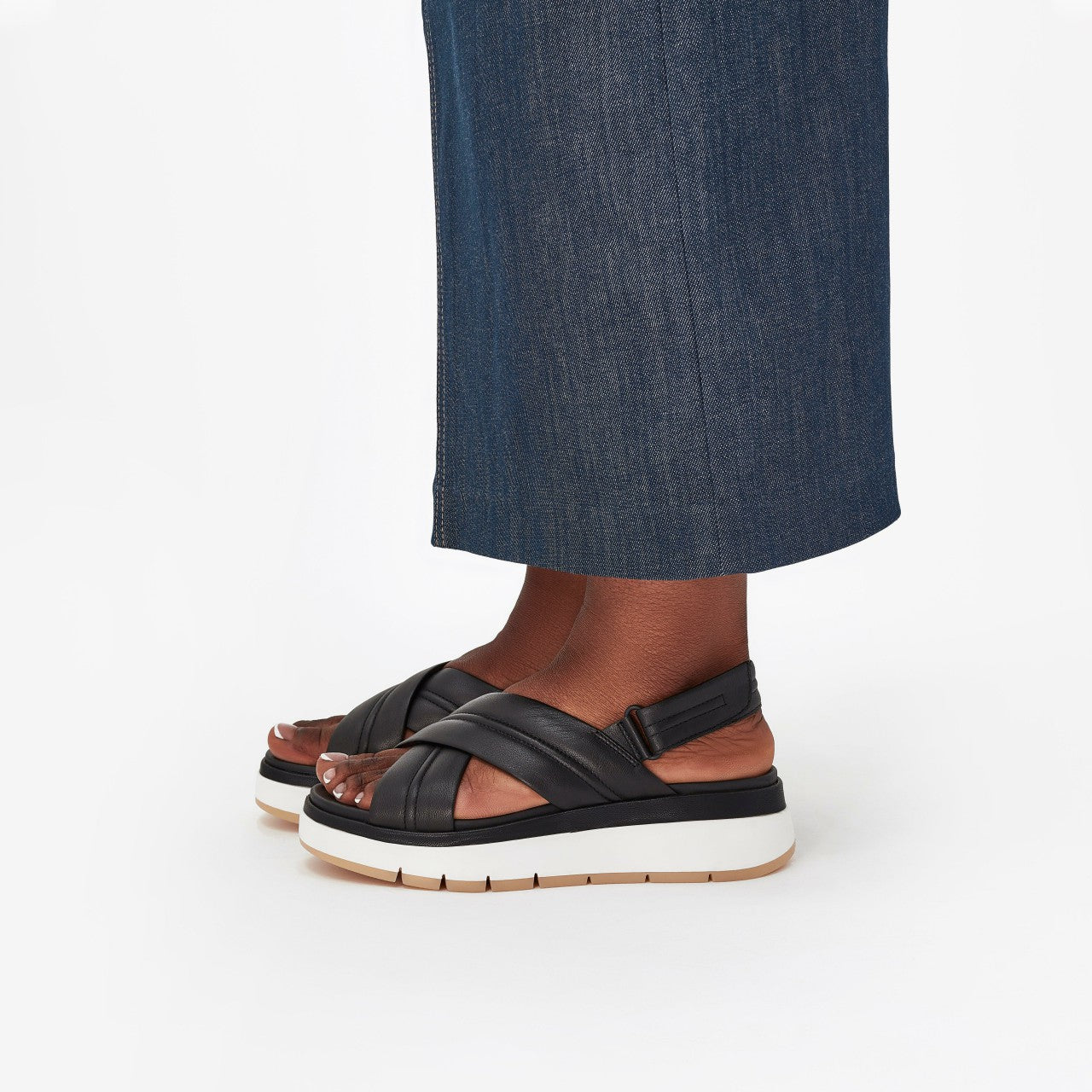 Women Tuscan Cross Black Leather