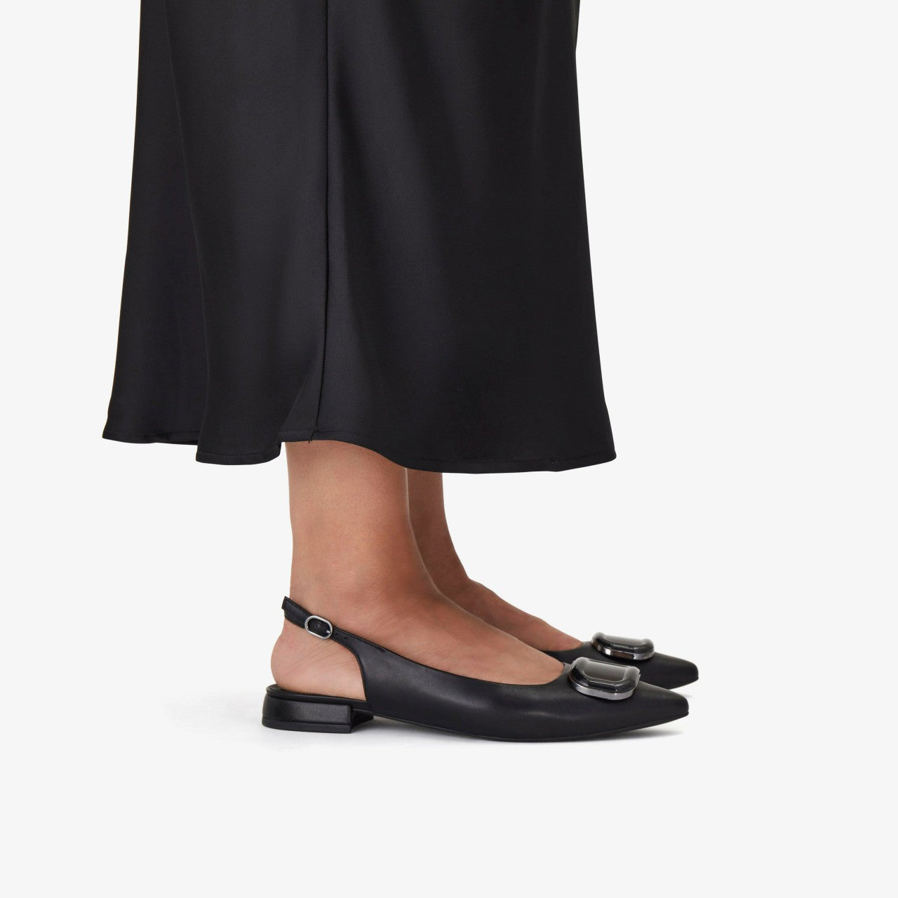 Women Sensa 15 Trim Black Leather