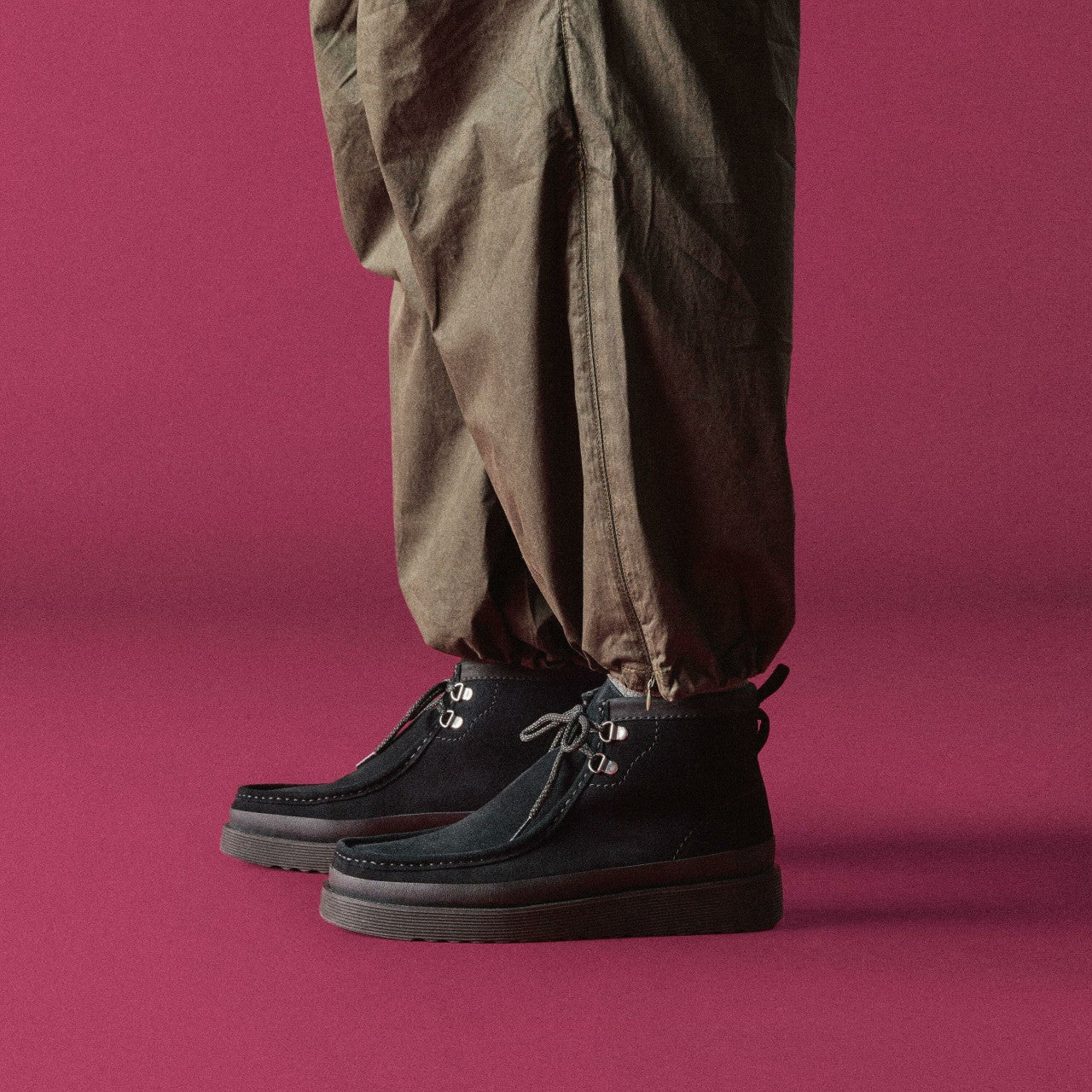 Men Wallabee FTR2 Hi Black Suede