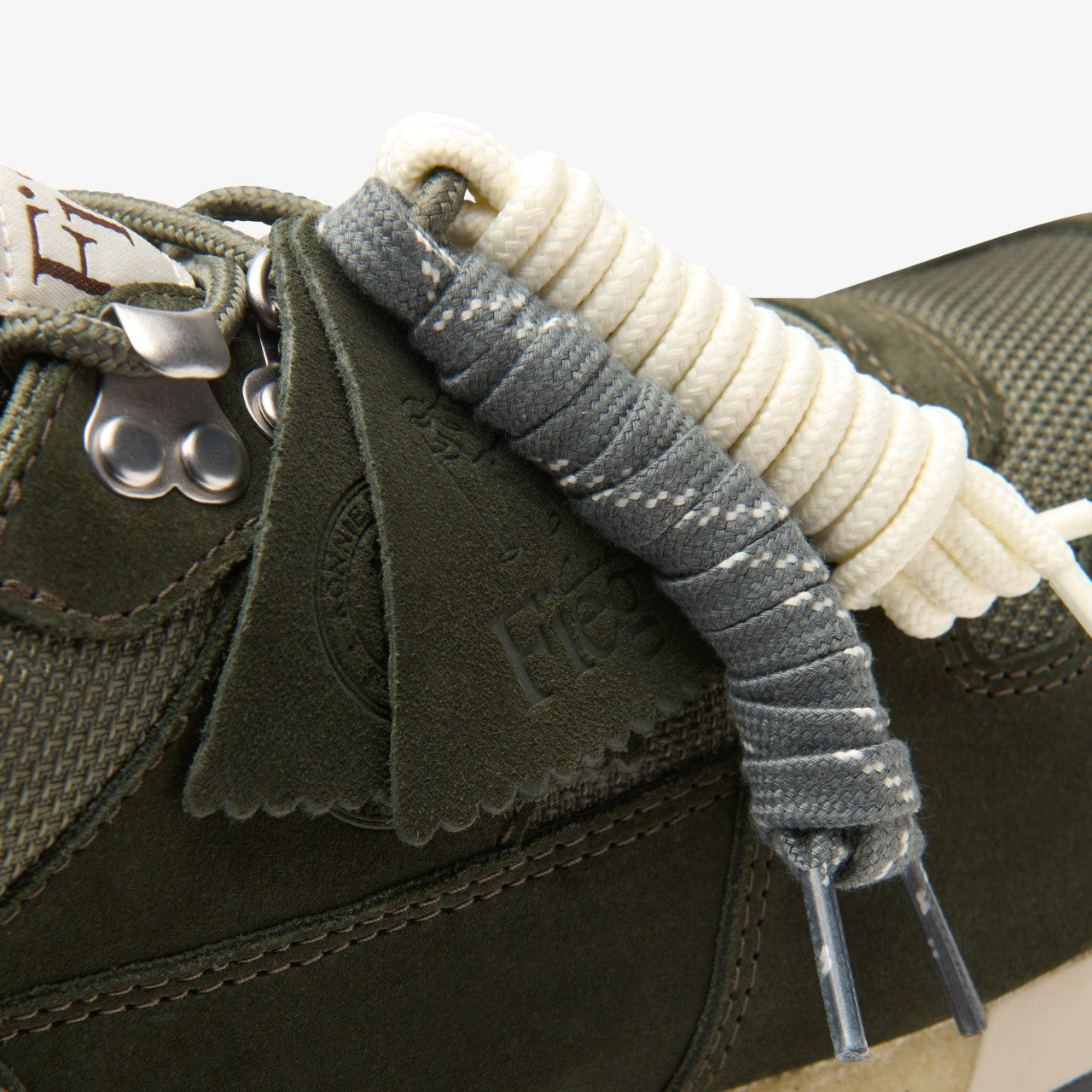 Men Laddow Dark Olive Combination