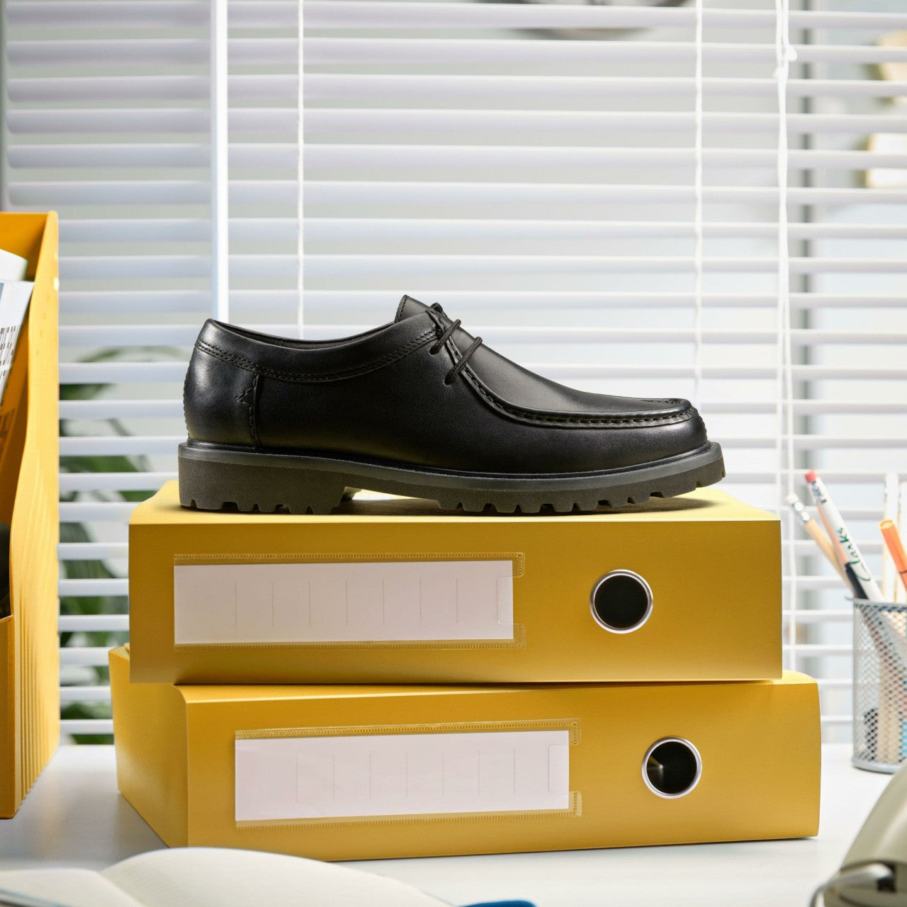 Men Berwick Seam Black Leather
