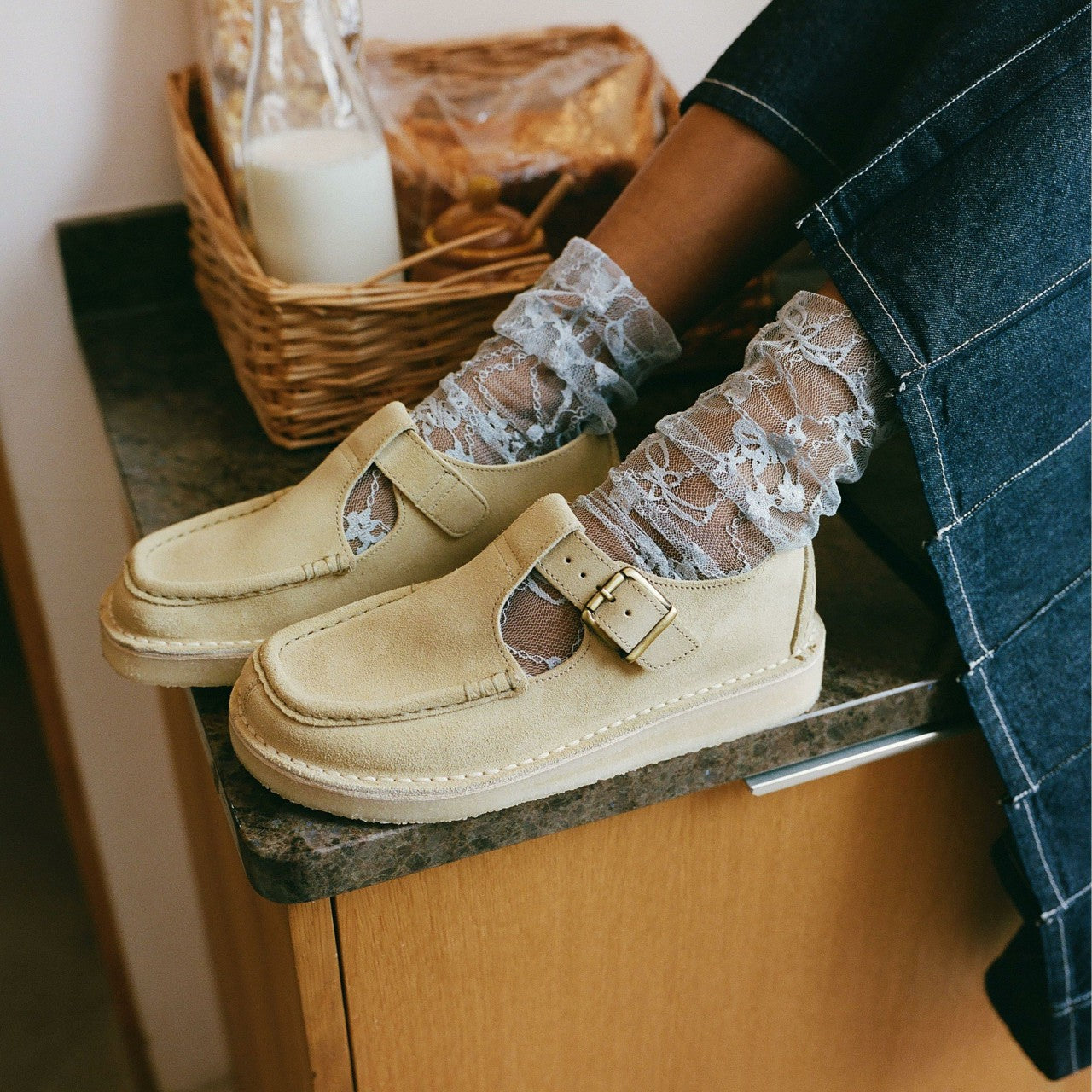 Women Nomad T Bar Maple Suede