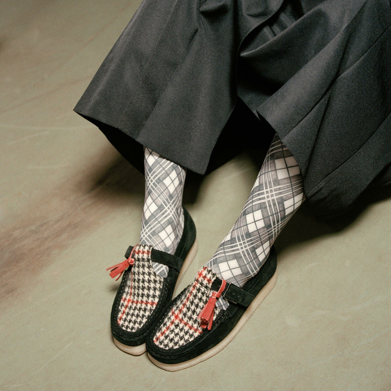 Women Wallabee T Bar Black Tweed Combination