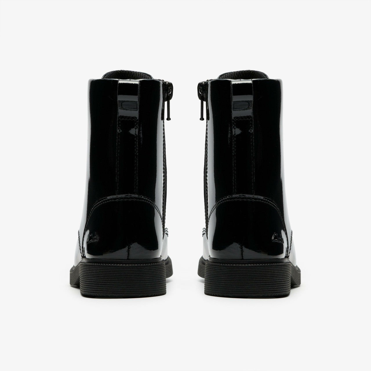 Kids Oaklyn Charm Kid Black Patent