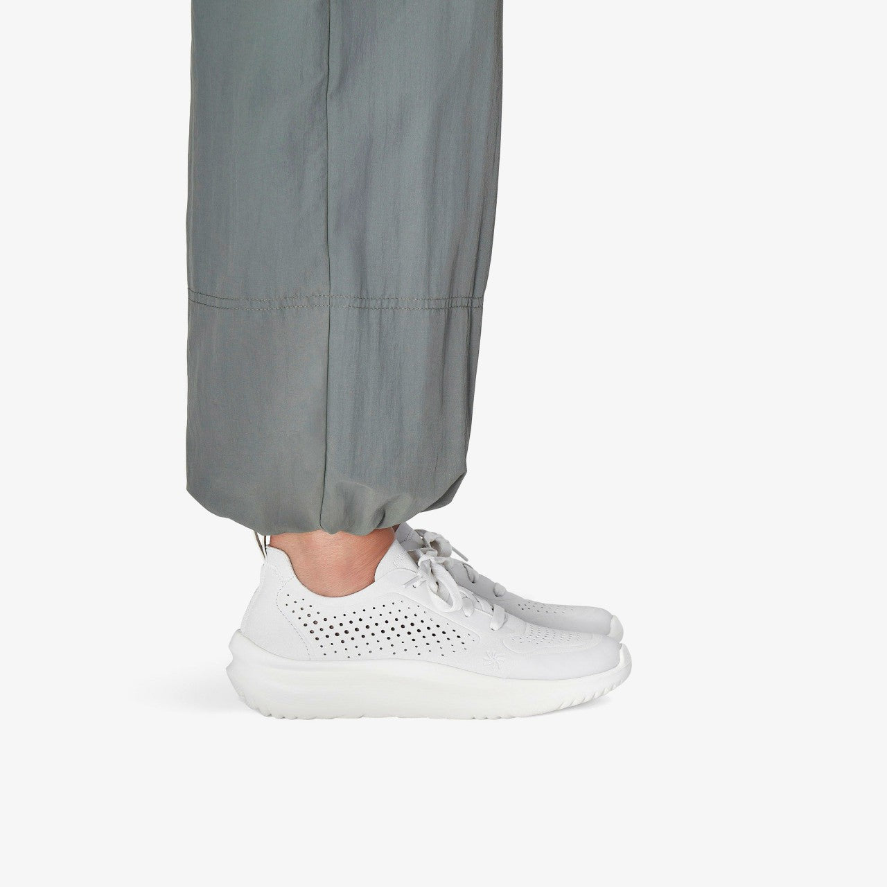 Women Solevana Tie Off White