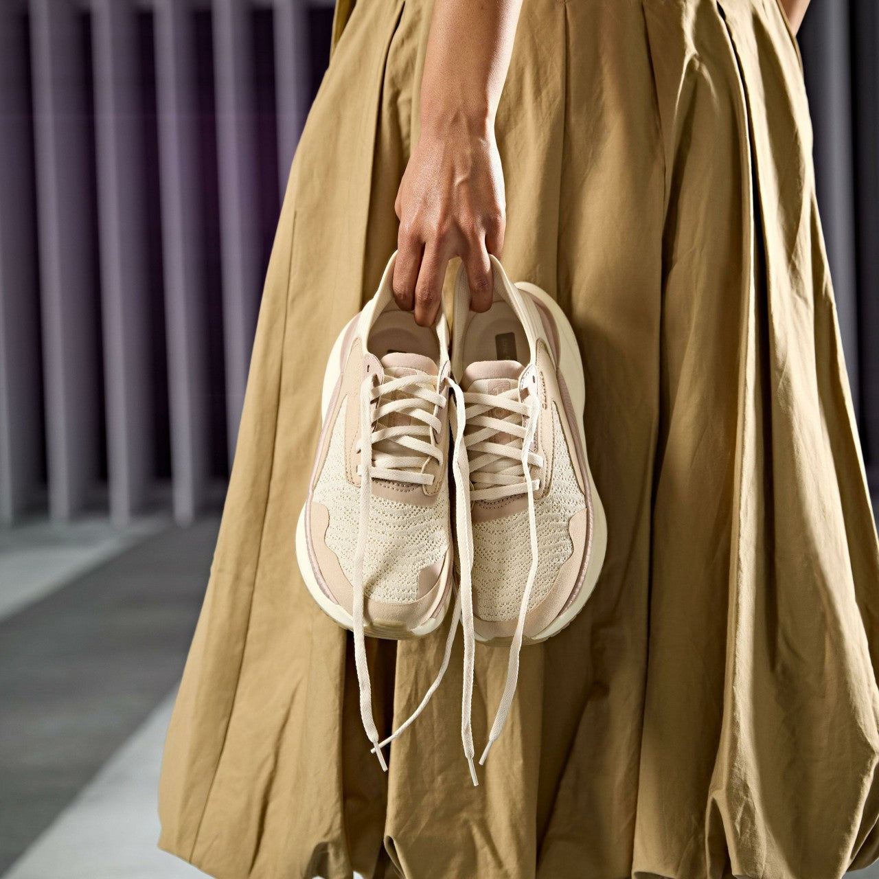 Women Clarks Pace Sand Combination