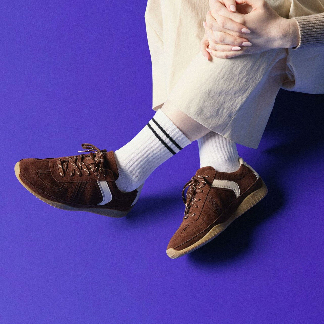 Women Meridor Lo Brown Suede