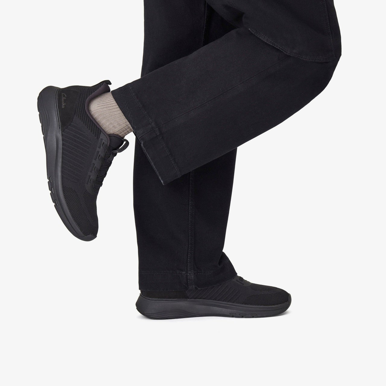 Men Motion Trek LT Black Knit