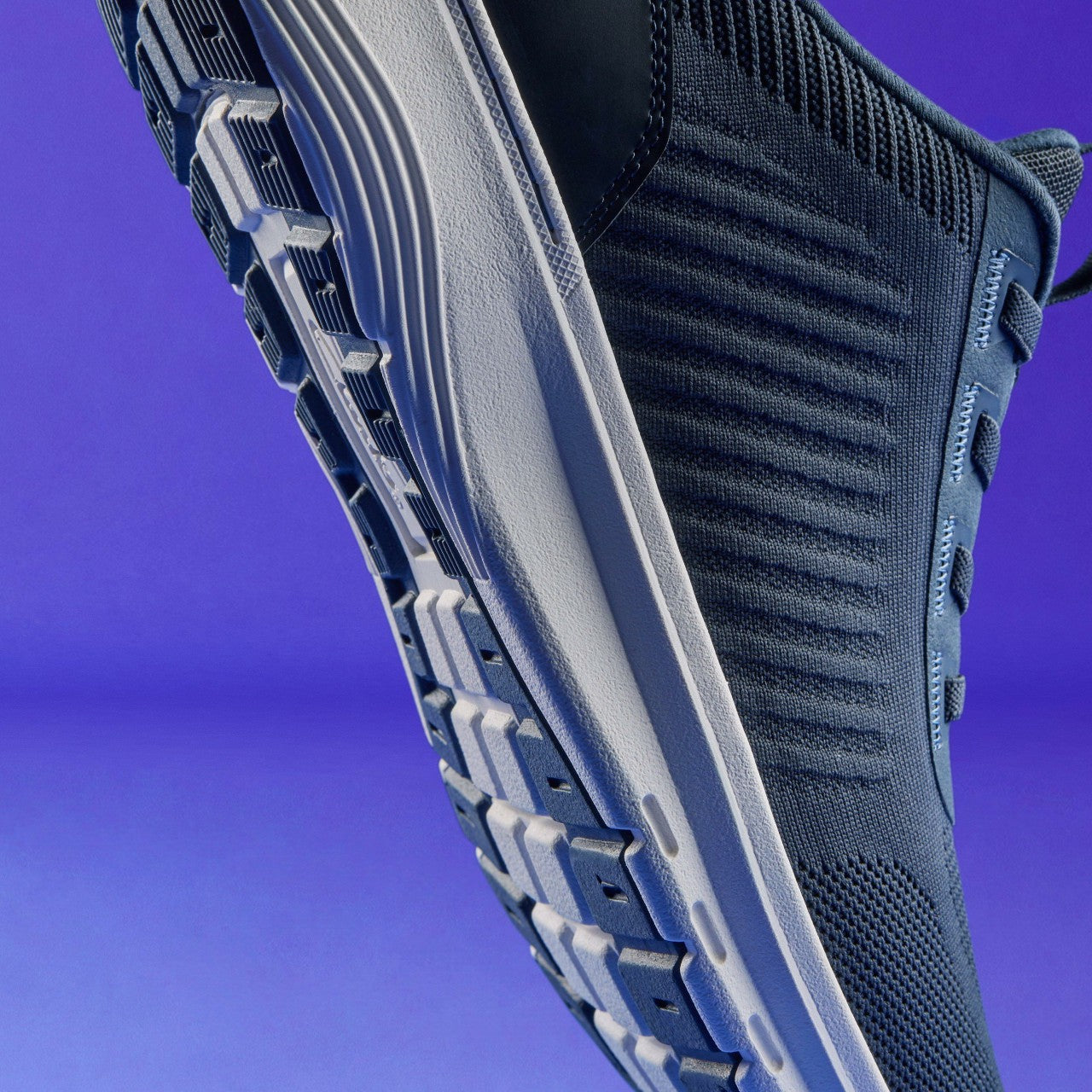 Men Motion Trek LT Navy Knit